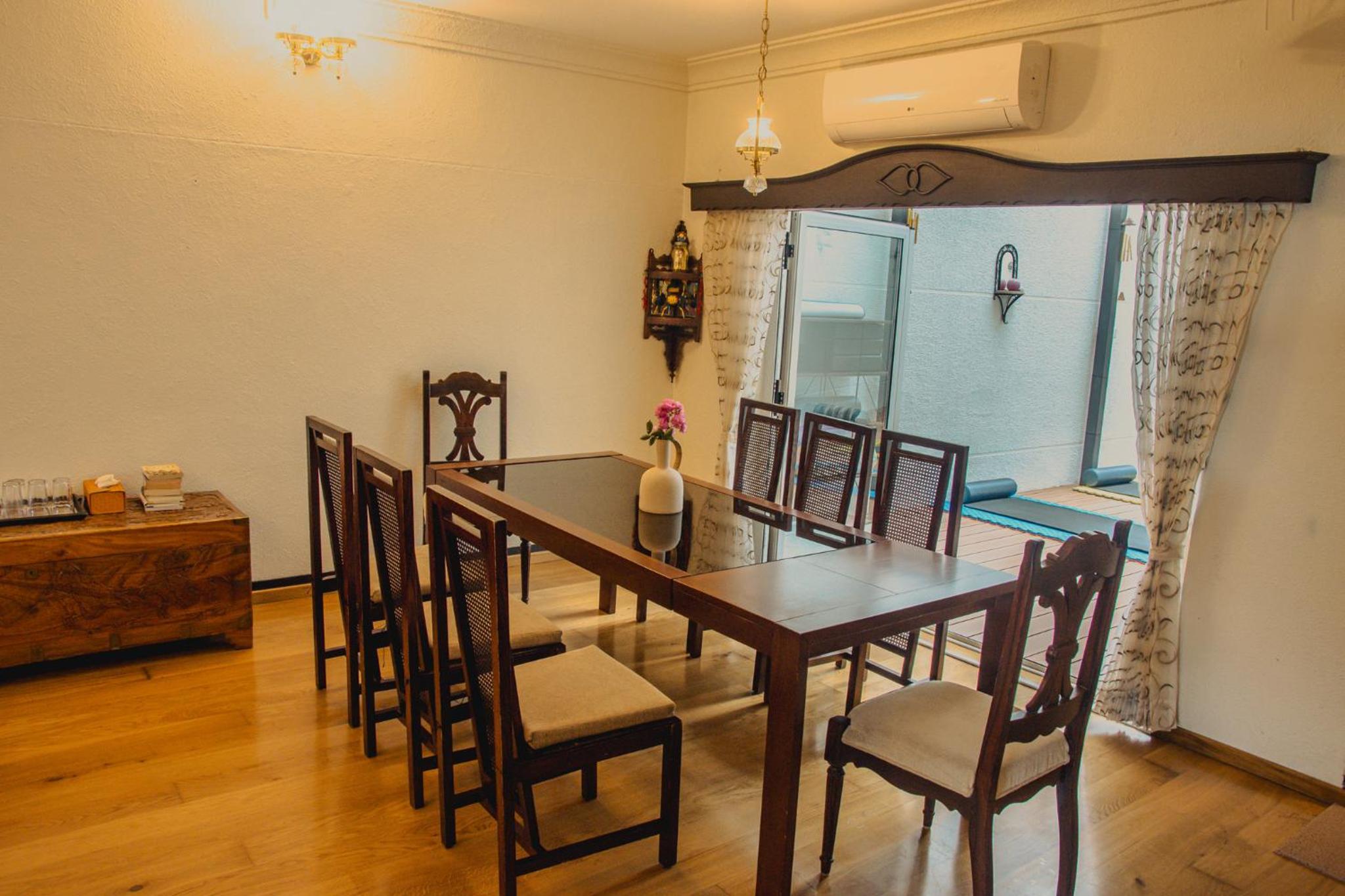 Deluxe King Suite