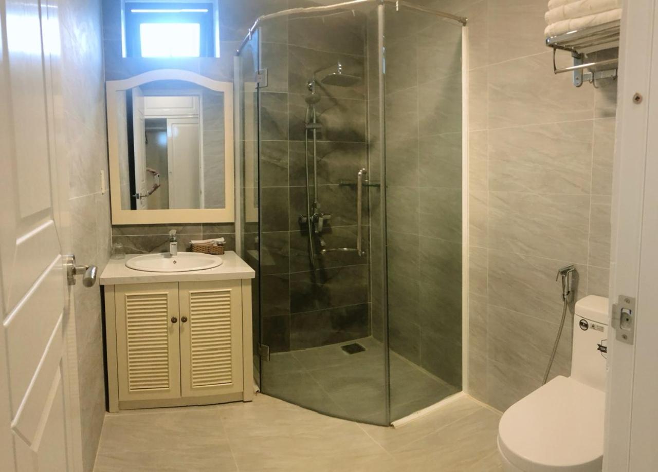 Standard Twin Room - Photo 5