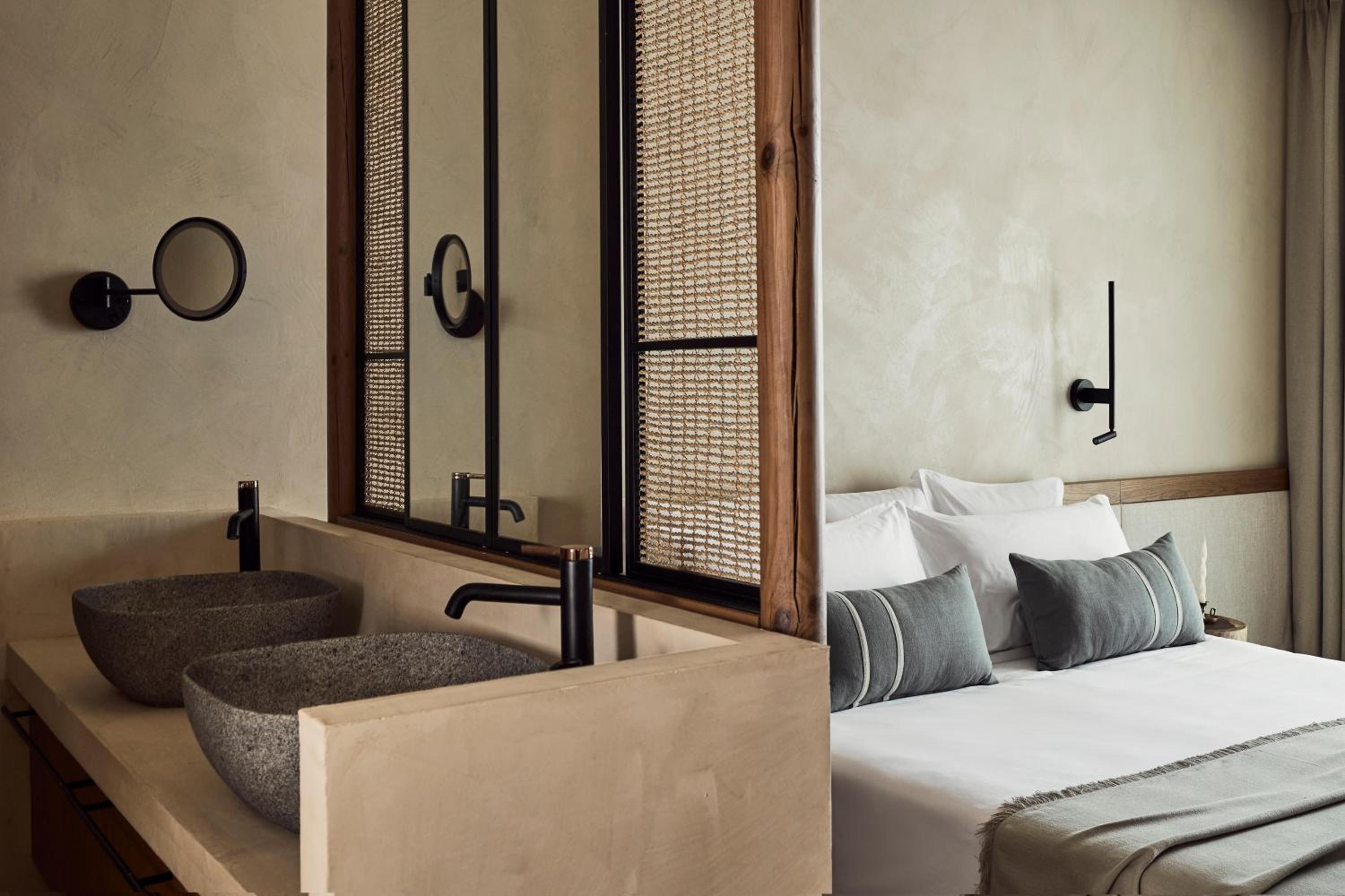 Premium King Room with Sea View