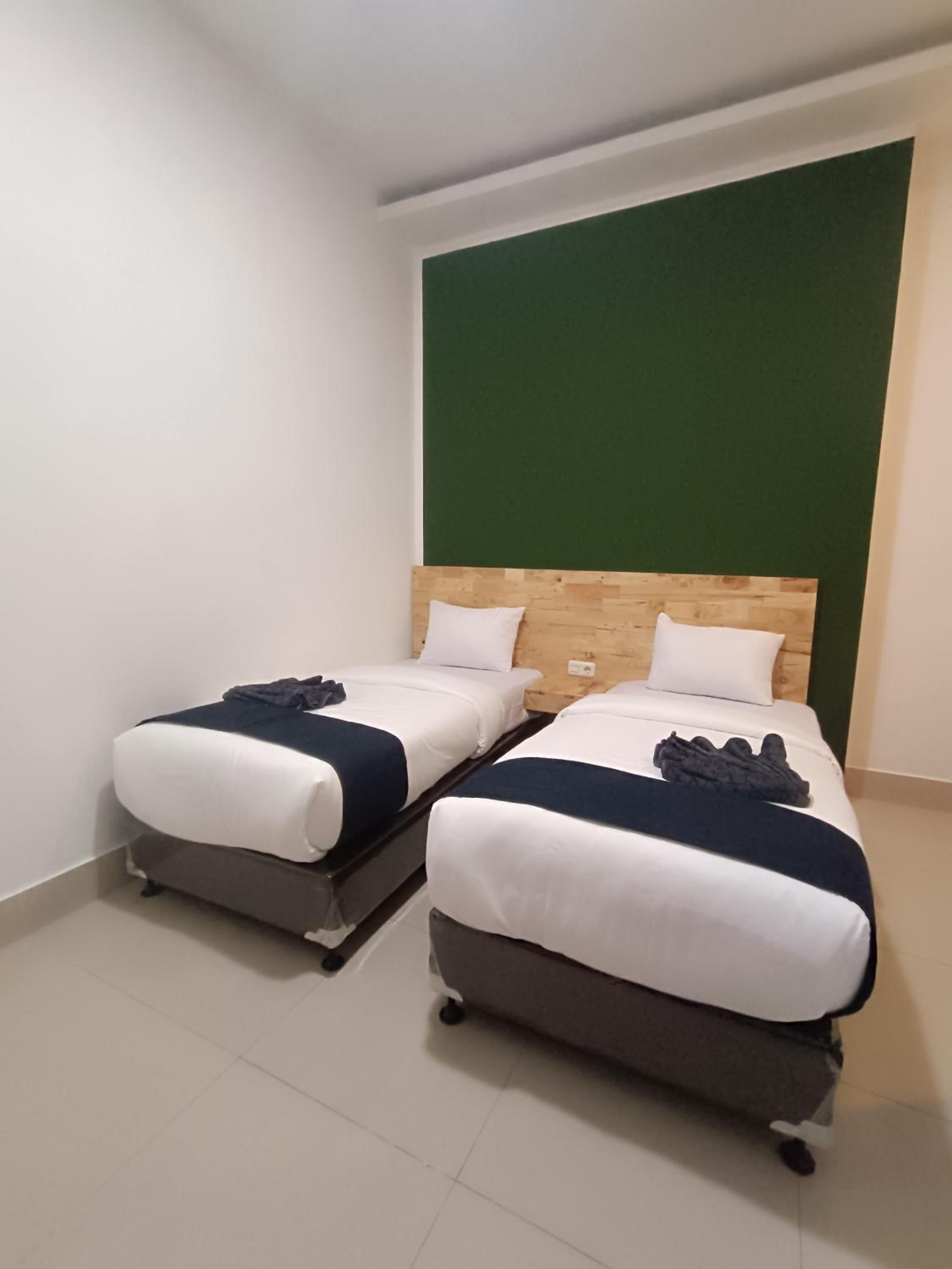 Deluxe Twin Room photo 3