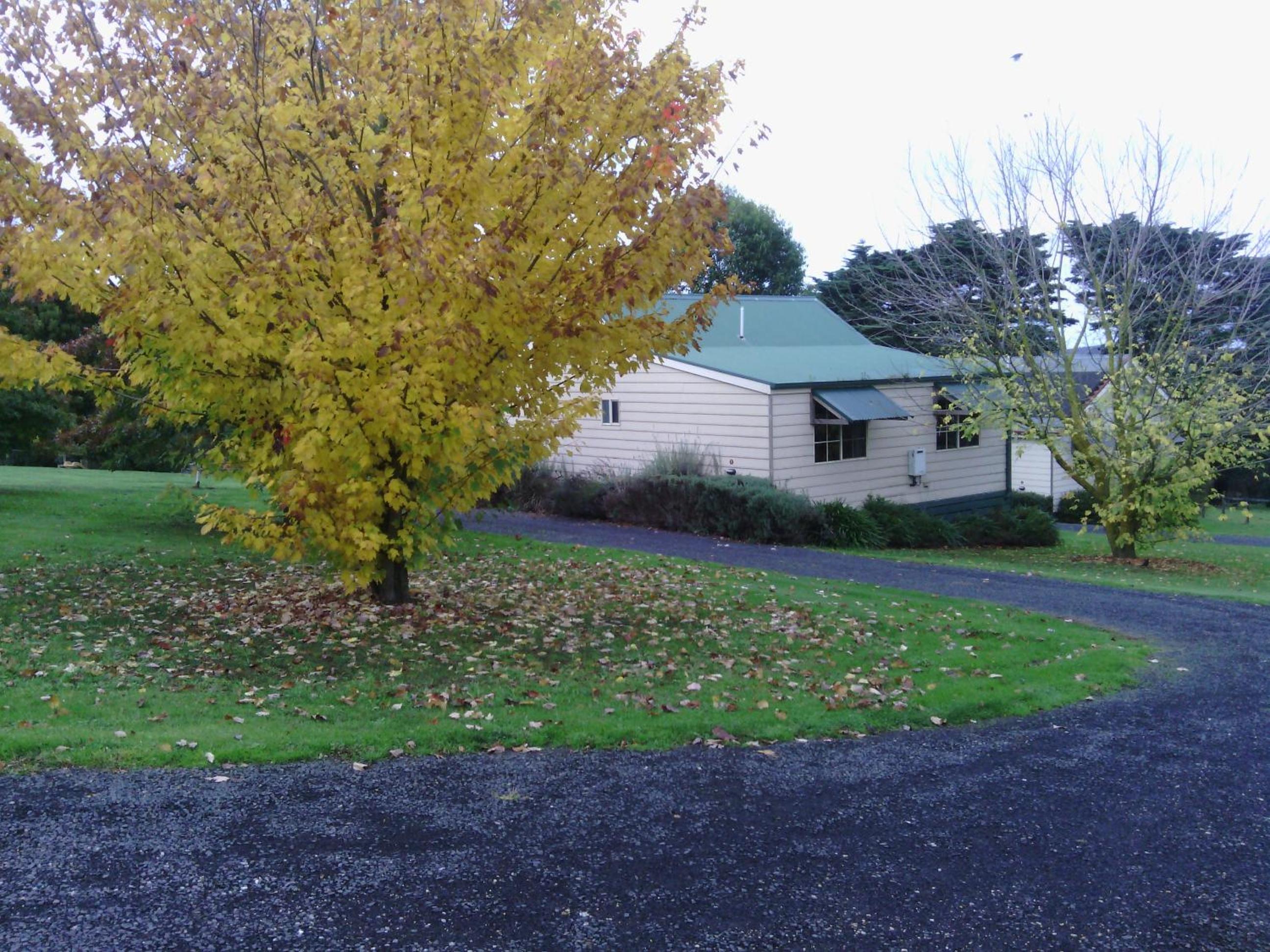 Two-Bedroom Cottage photo 2