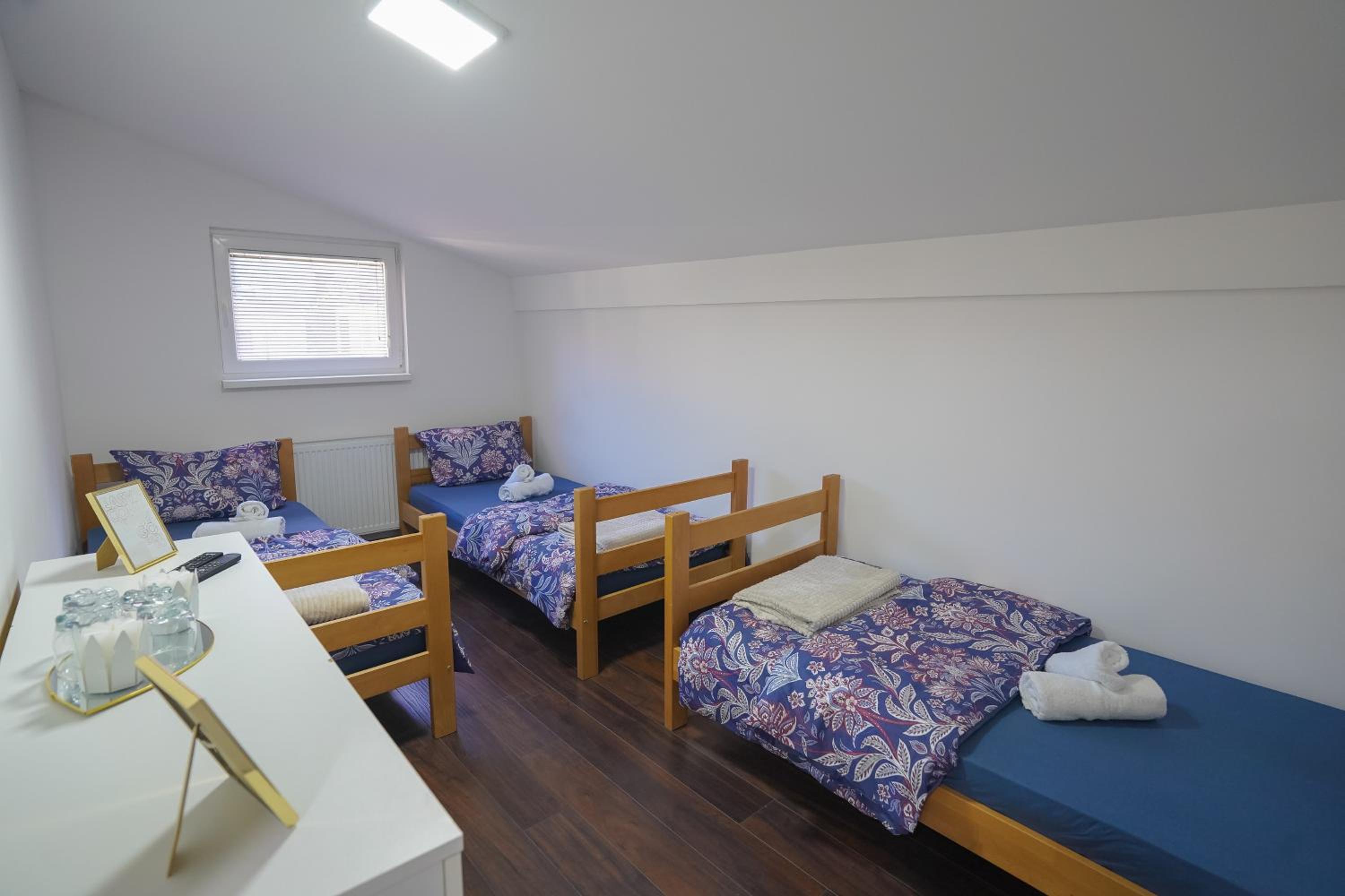 Standard Triple Room photo 3