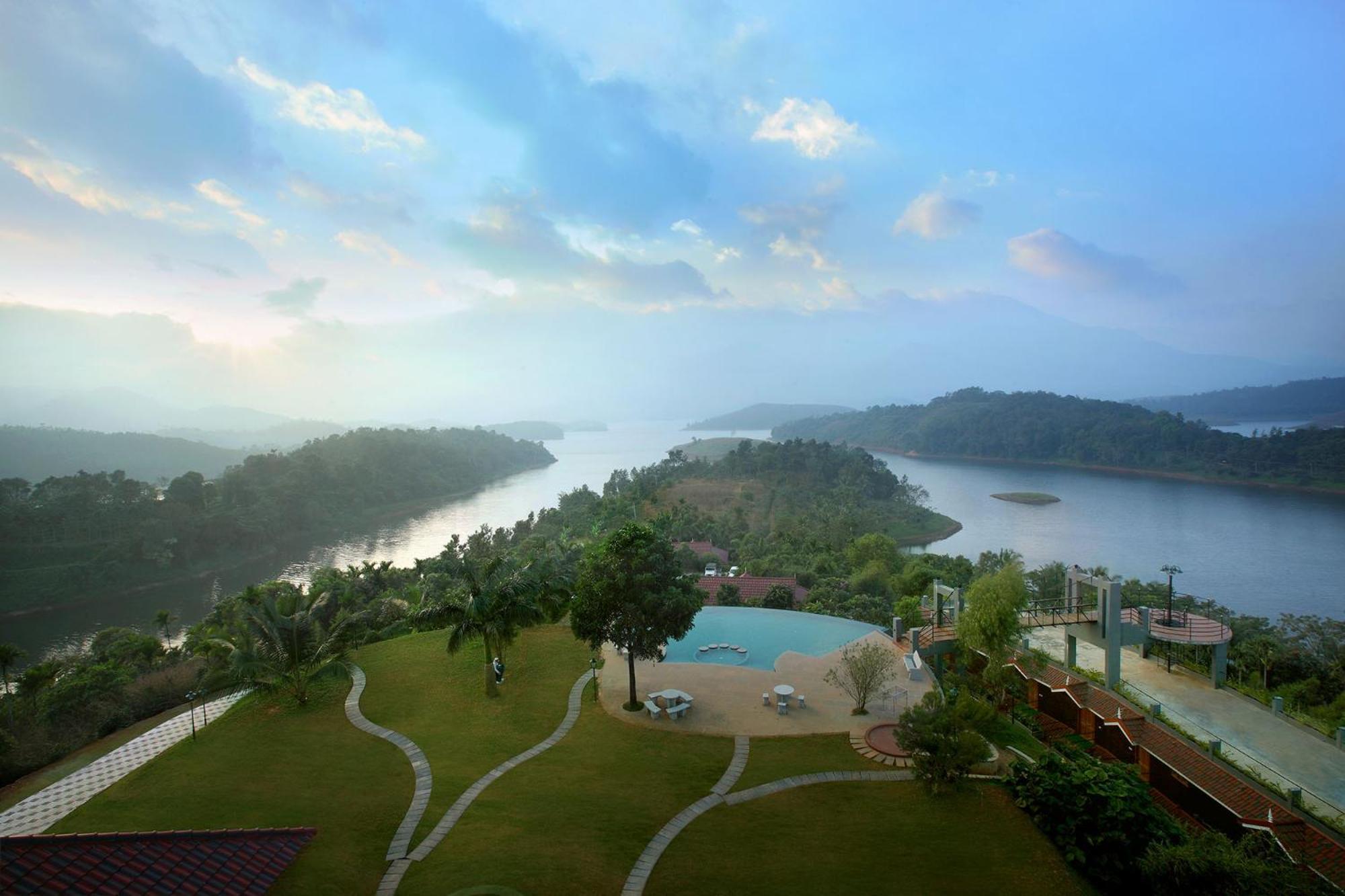 Lake View Exotic - Photo 5