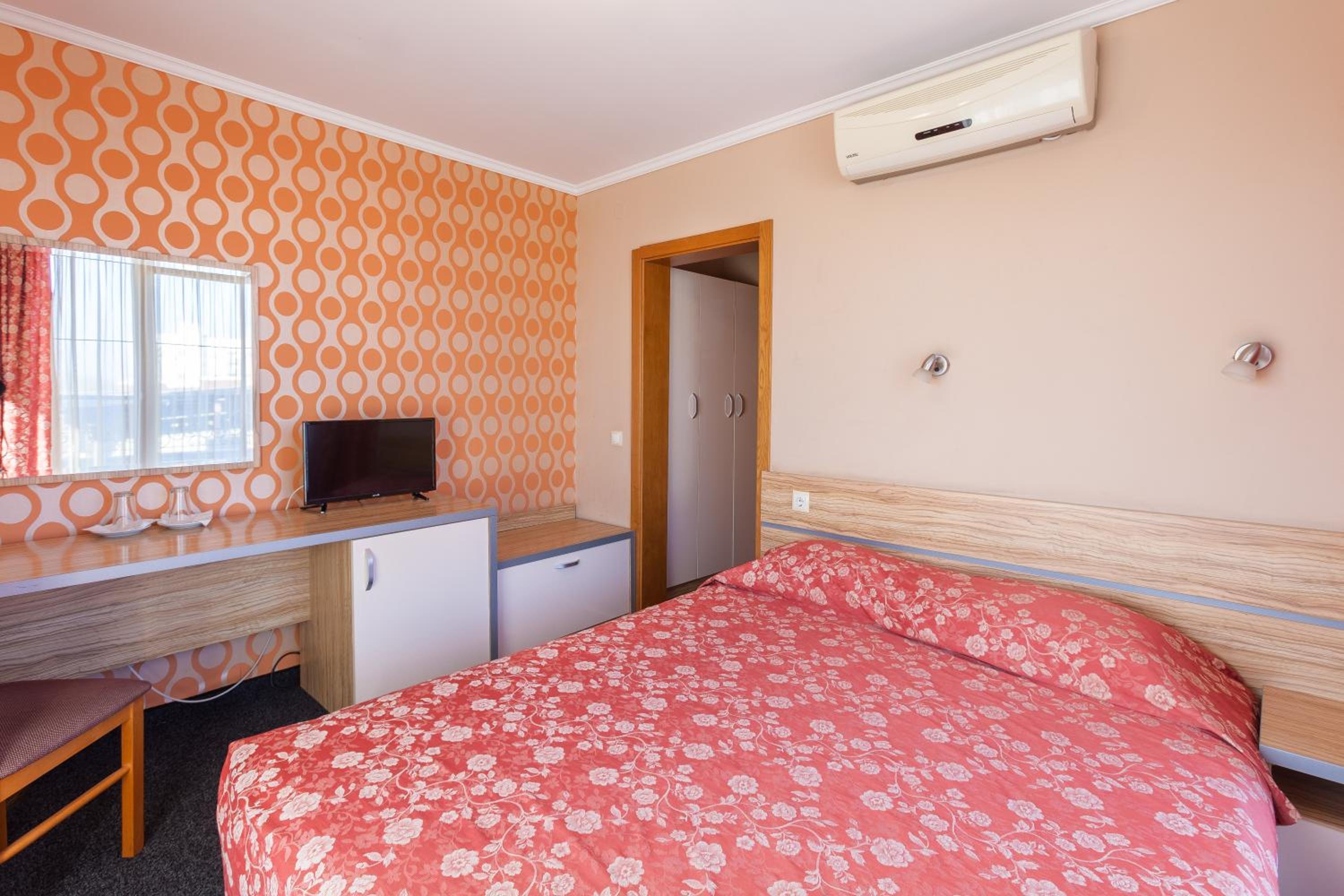 Single Room photo 3