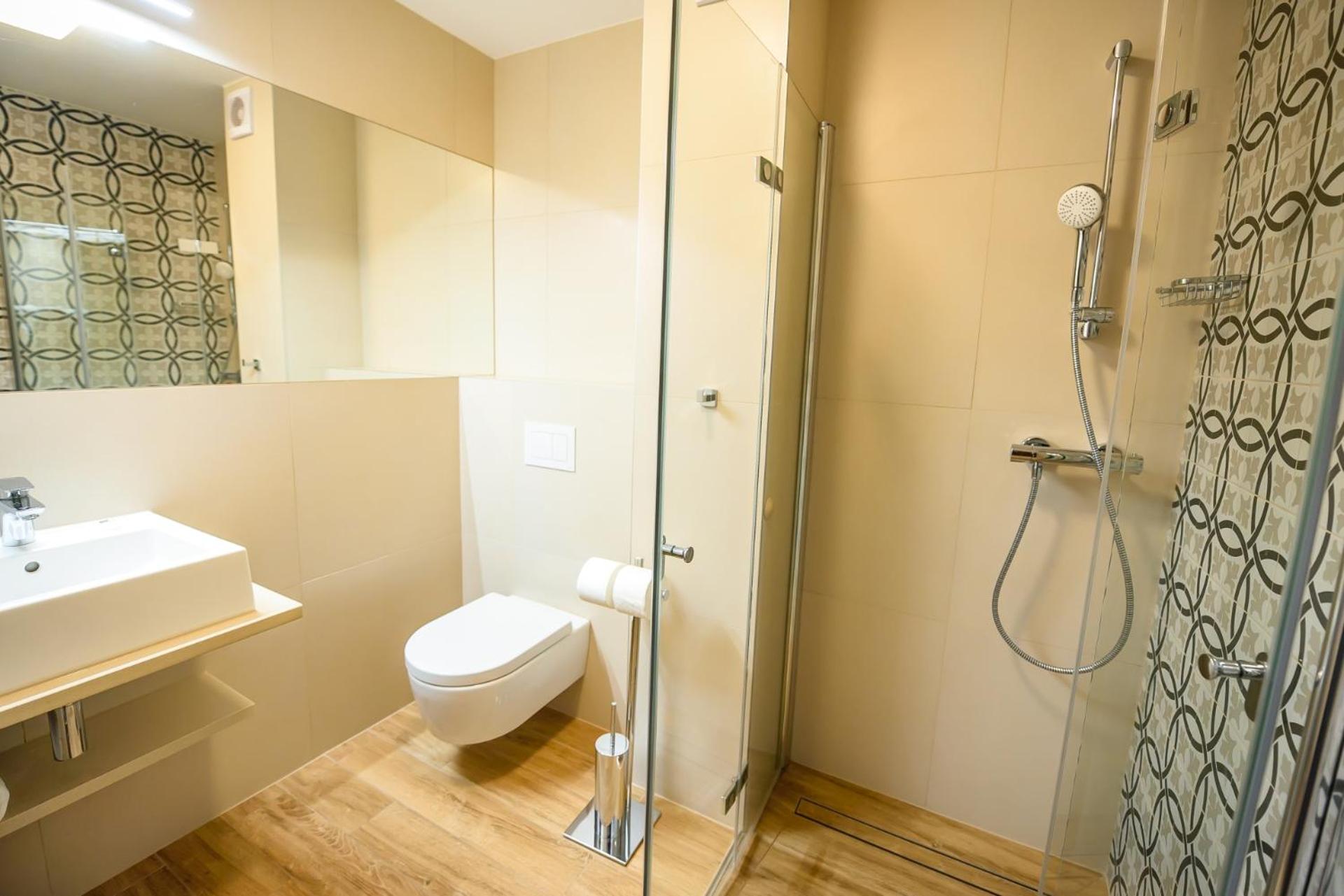 Deluxe Single Room with Balcony photo 2