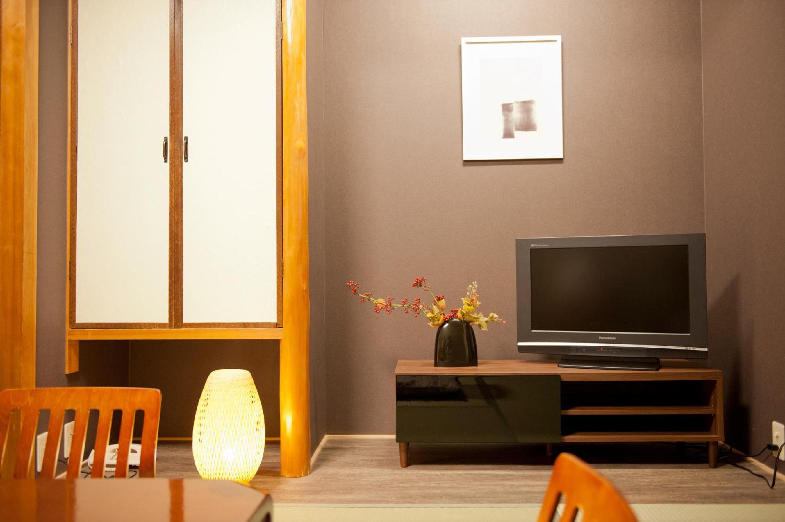 Double or Twin Room - Photo 3