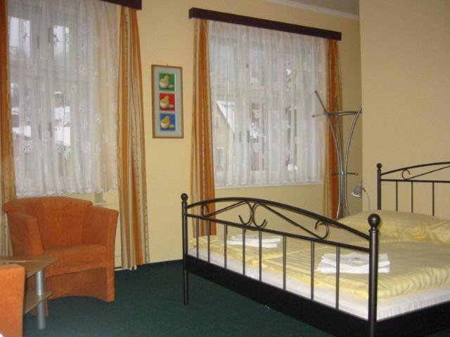 Double Room - Photo 4