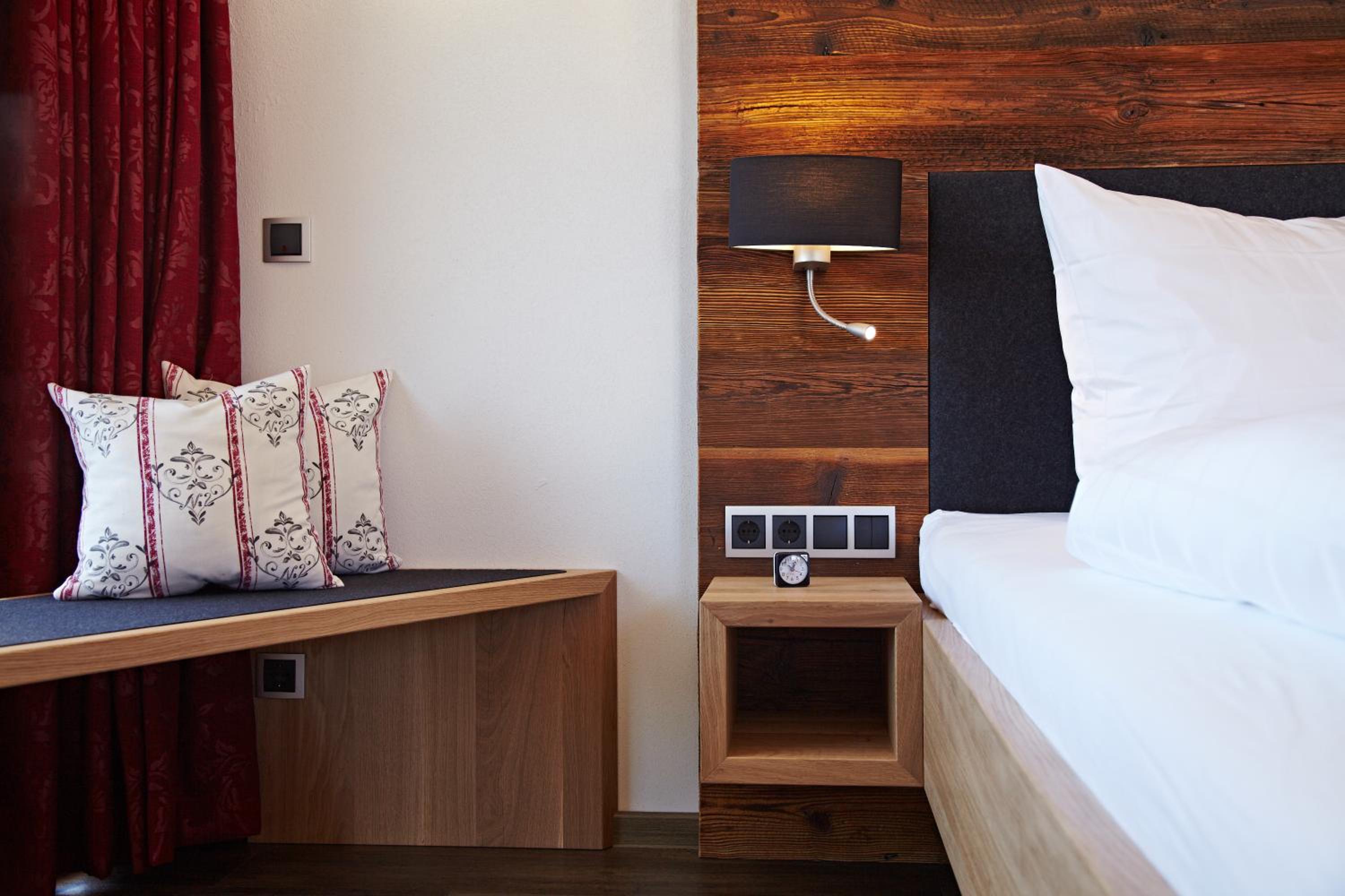 Double Room - Photo 12