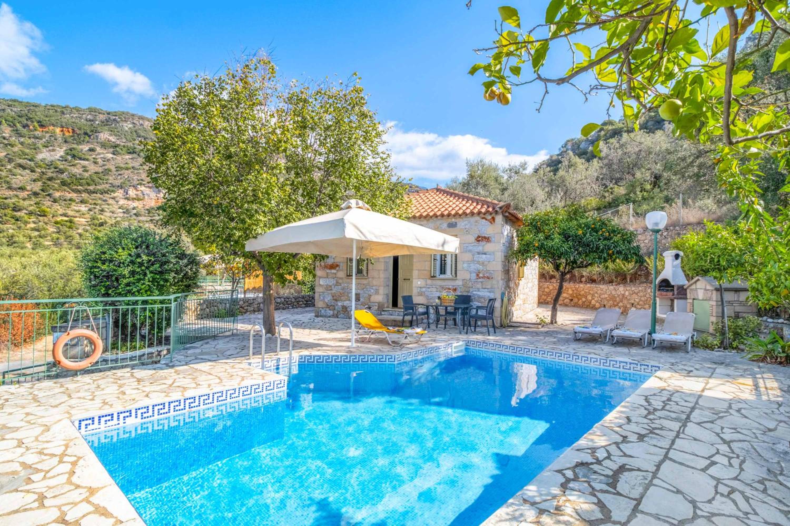 Villa photo 1