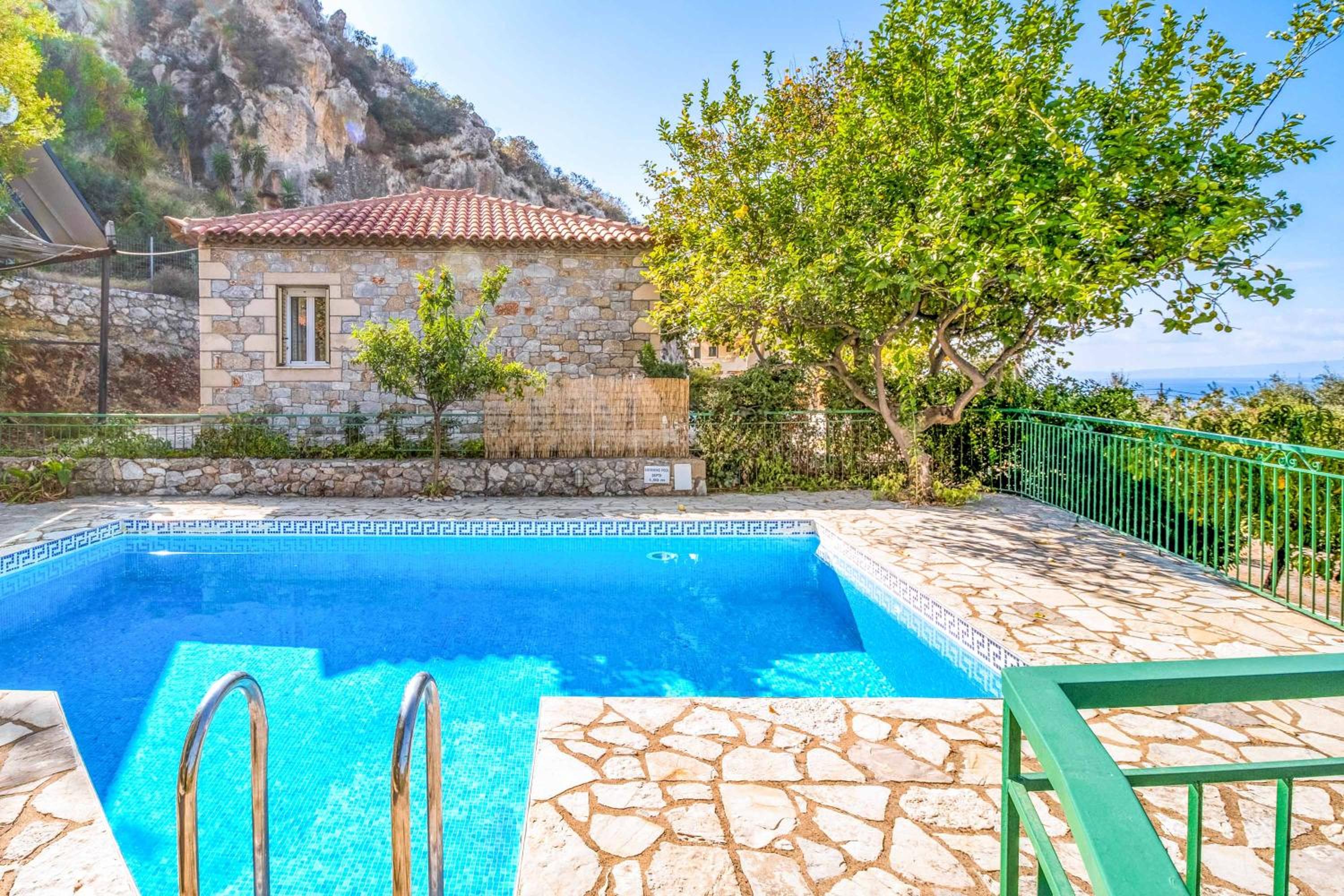 Villa photo 3