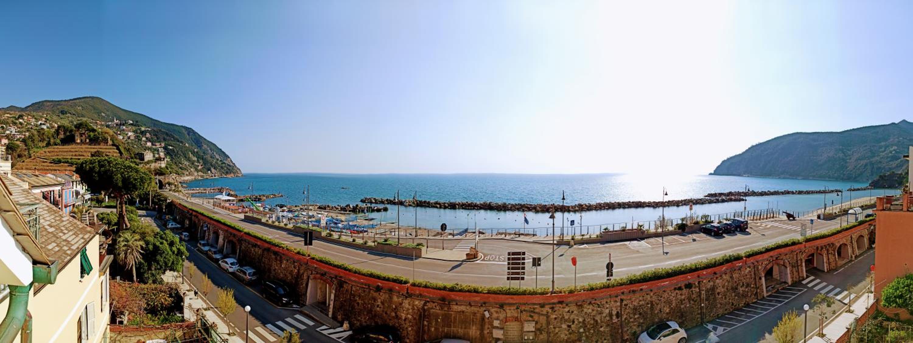 One-Bedroom Apartment with Sea View and Terrace