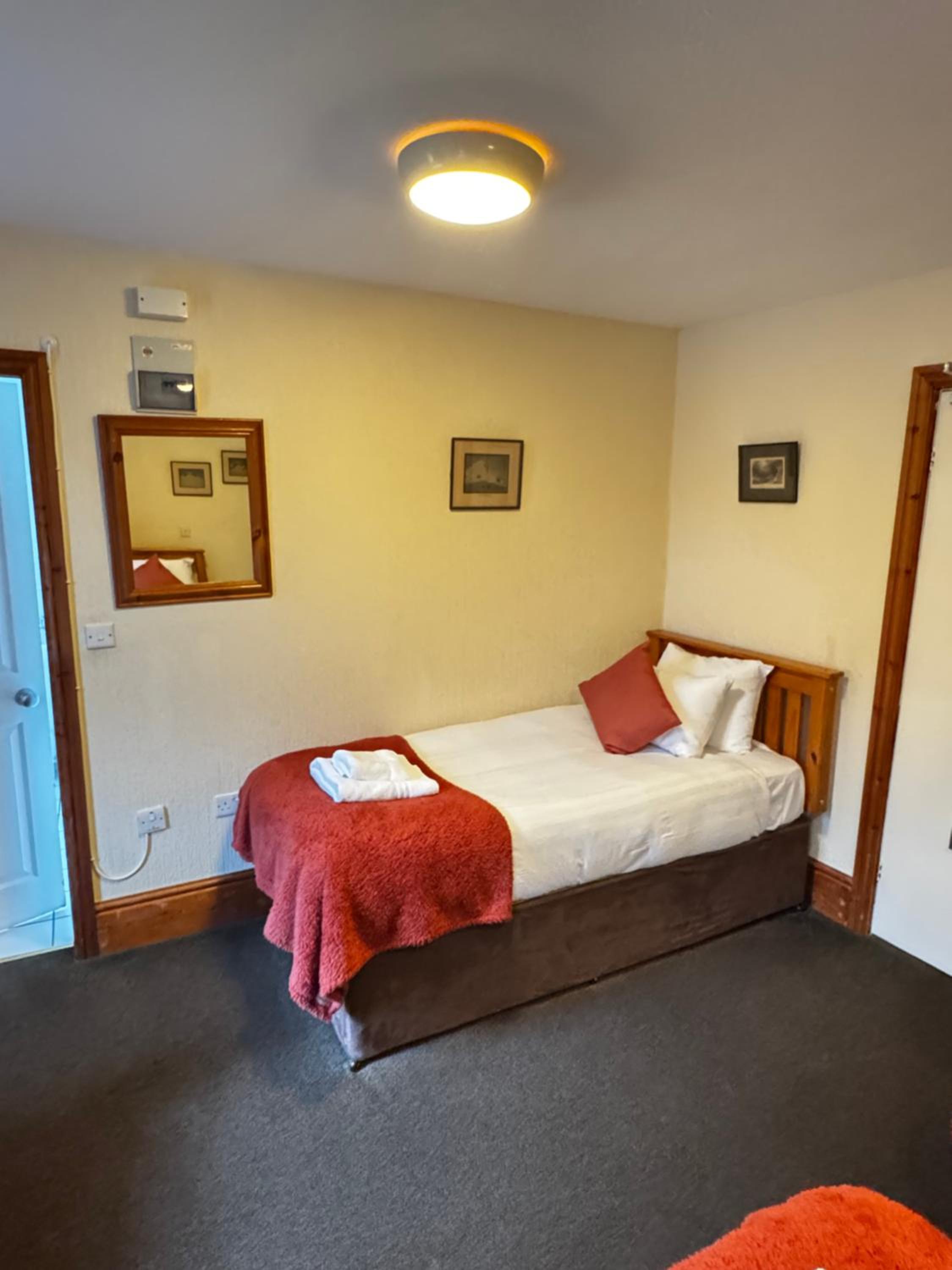 Triple Room photo 2