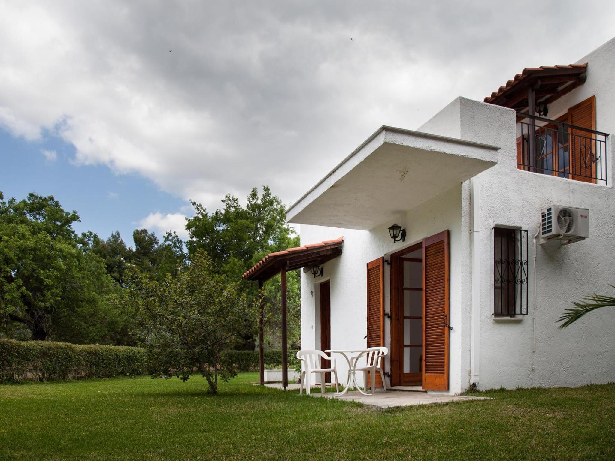 Studio with Garden View - Photo 29