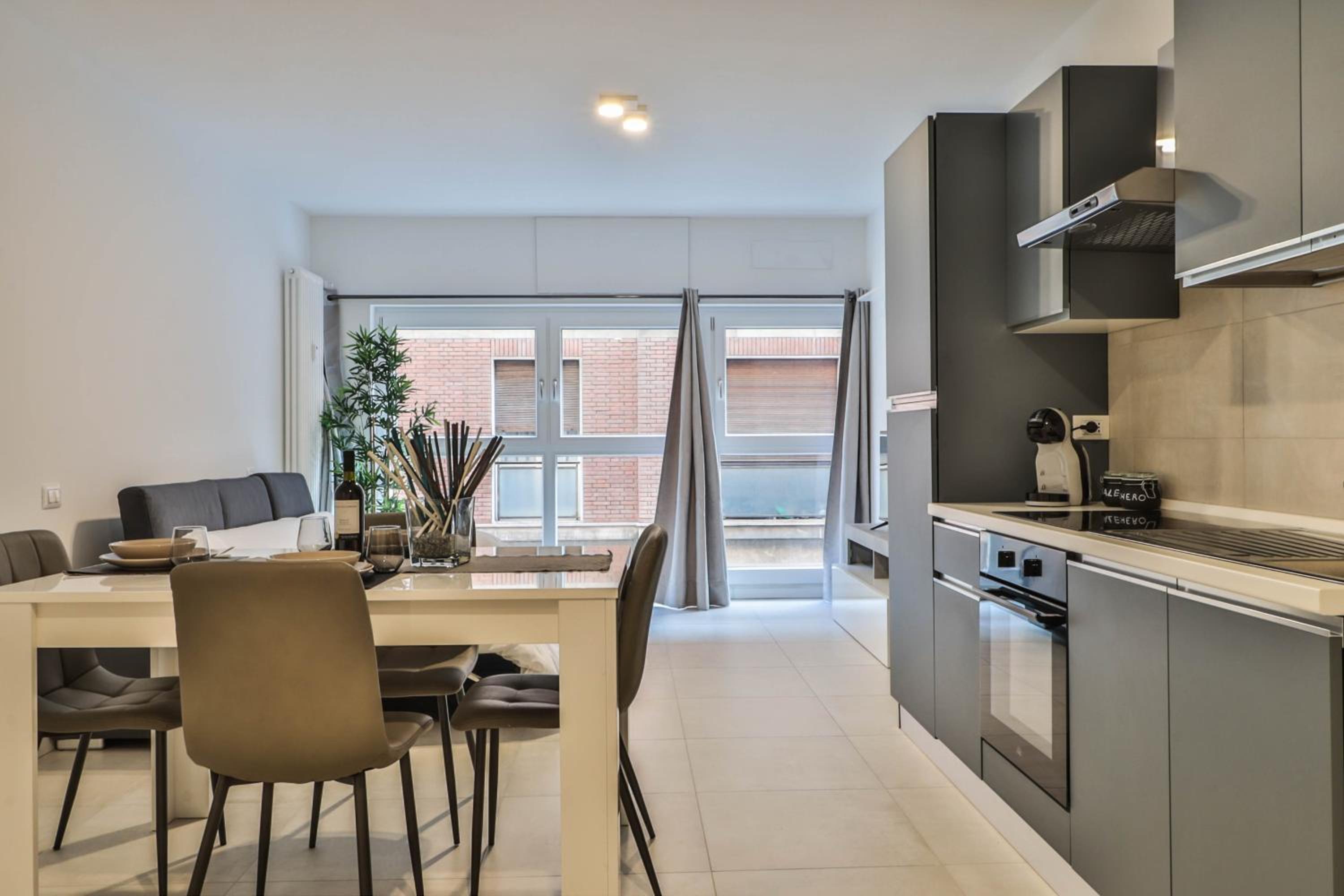 One-Bedroom Apartment