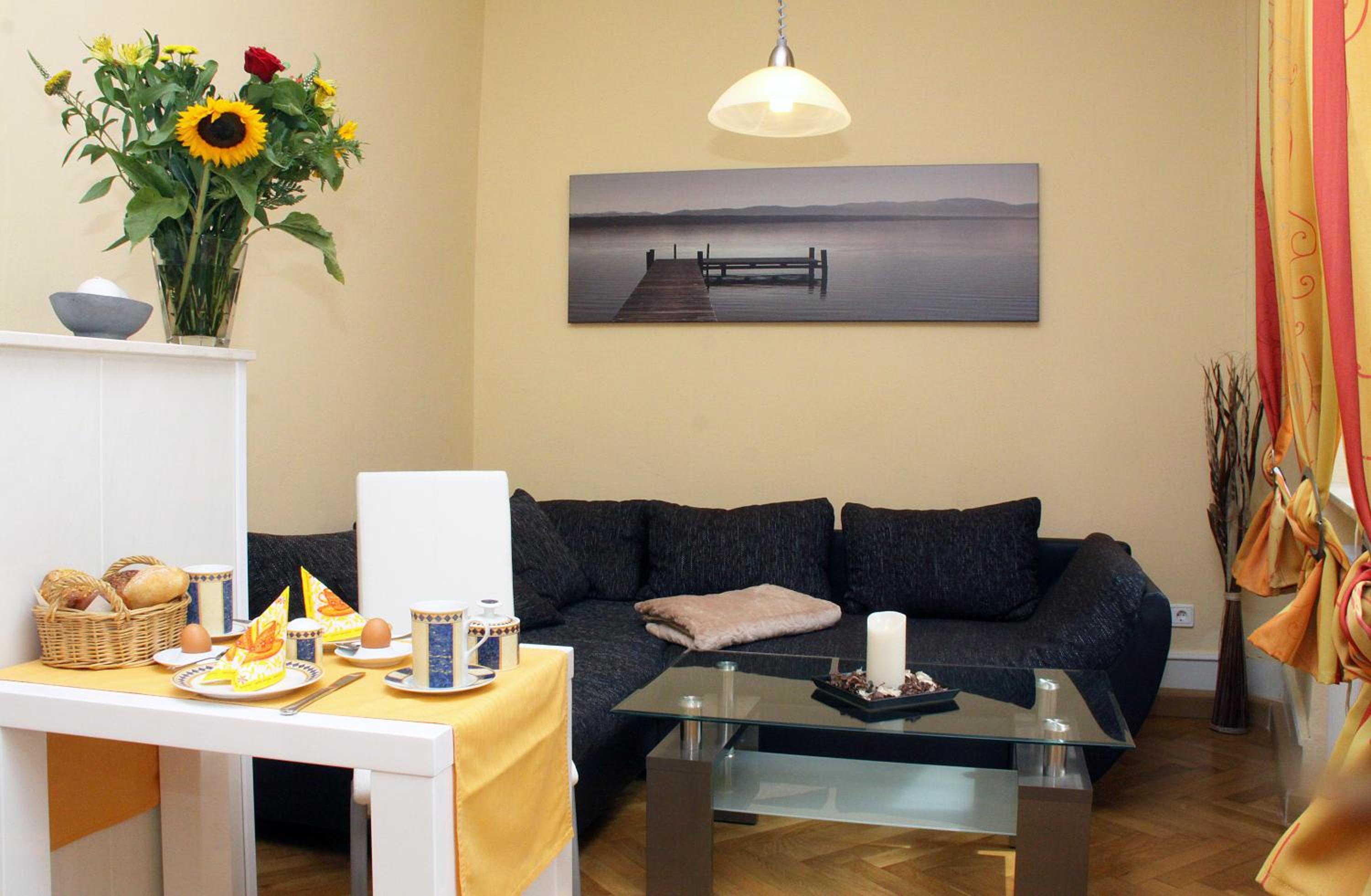 One-Bedroom Apartment A photo 1