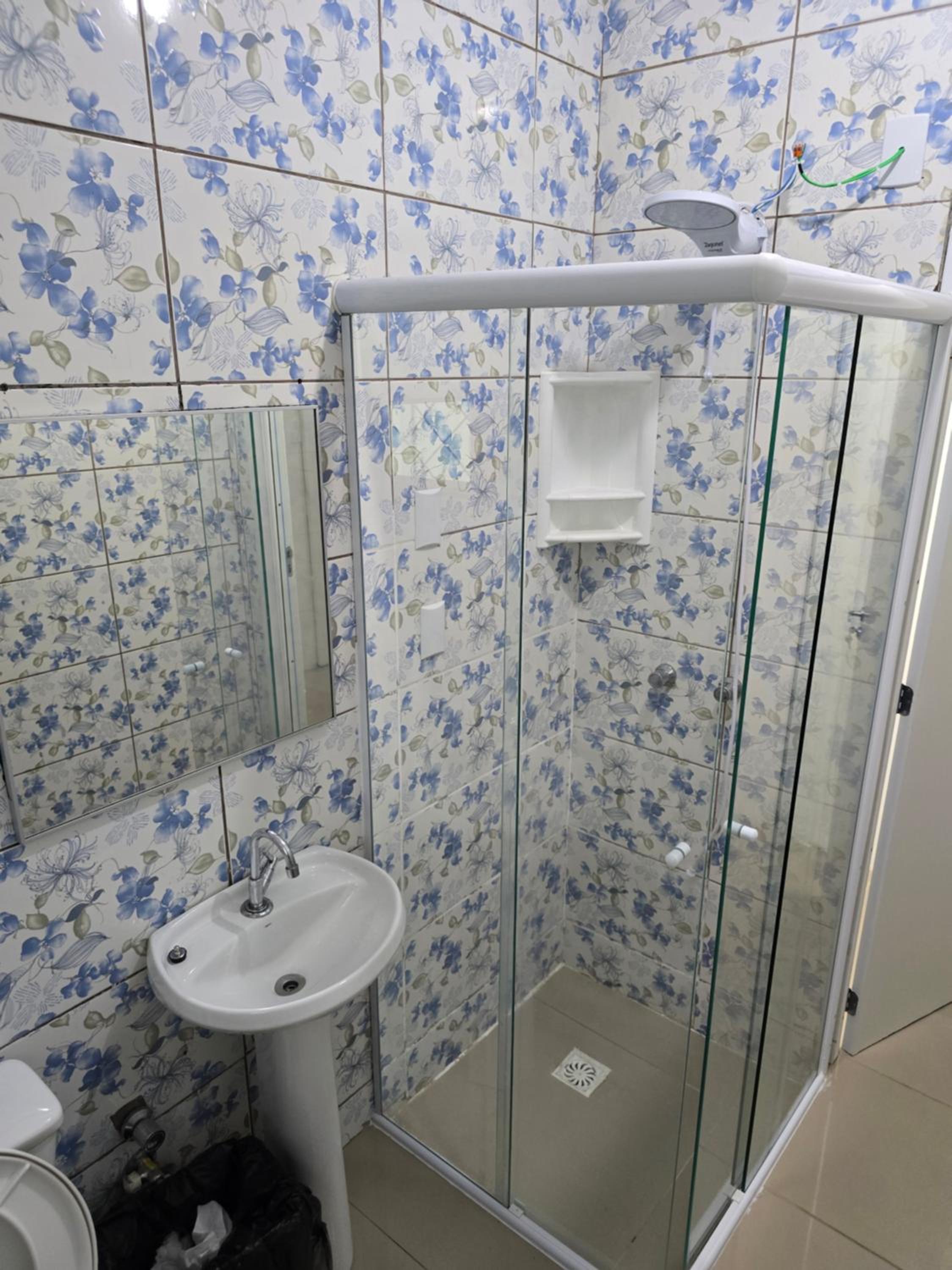 Family Room with Private Bathroom photo 3