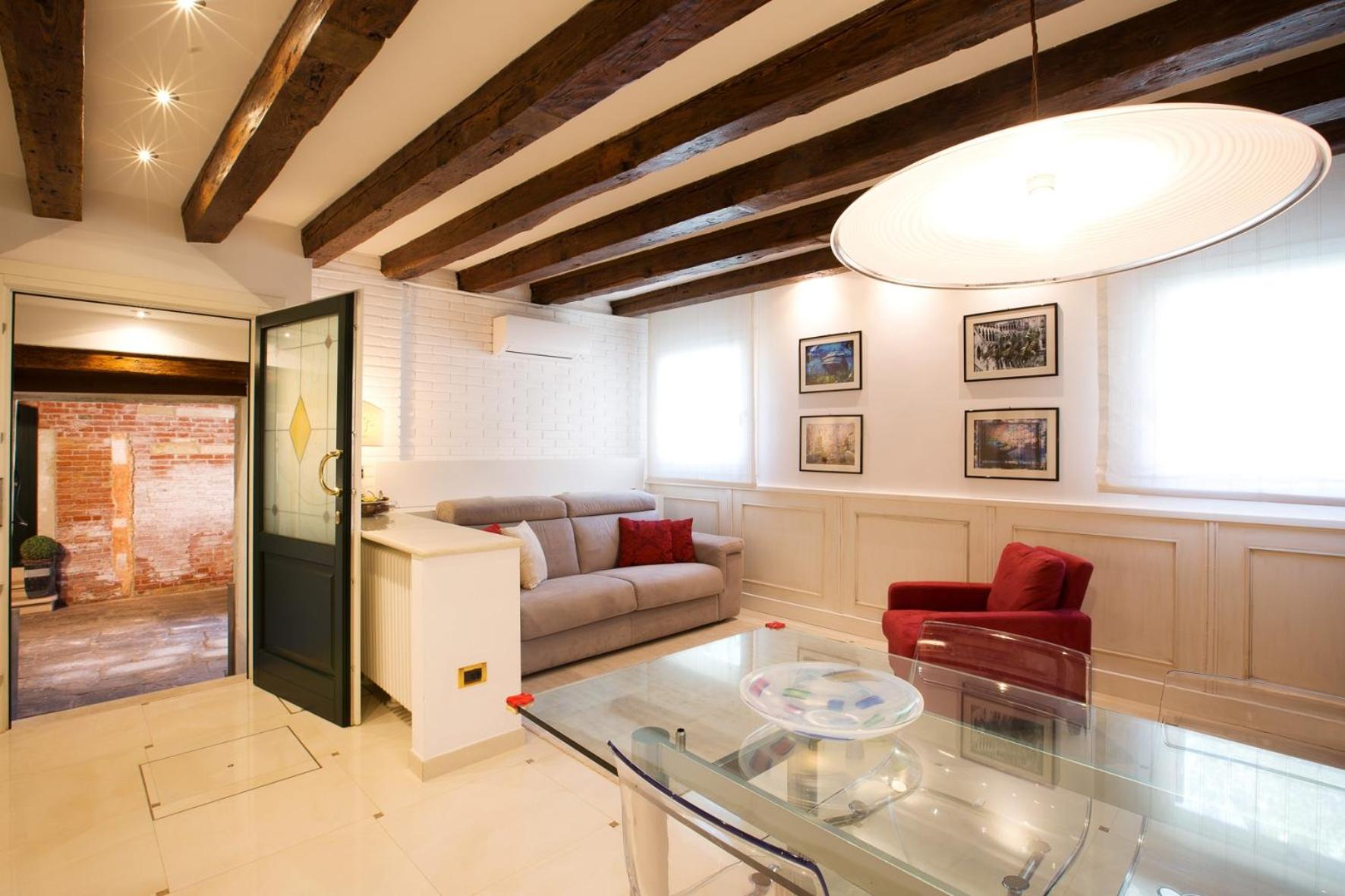 Apartment with Canal View photo 1