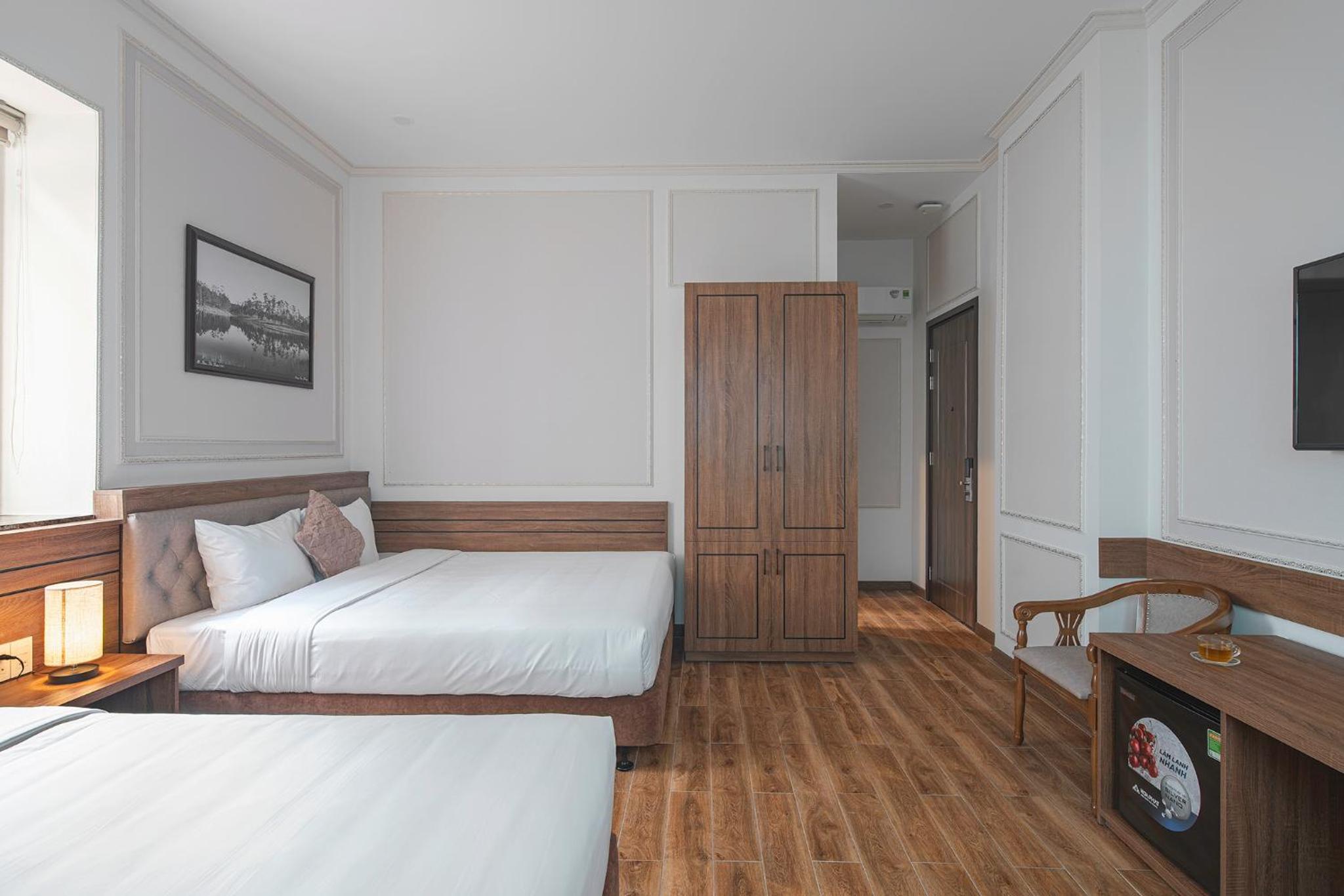 Deluxe Family Room - Photo 1