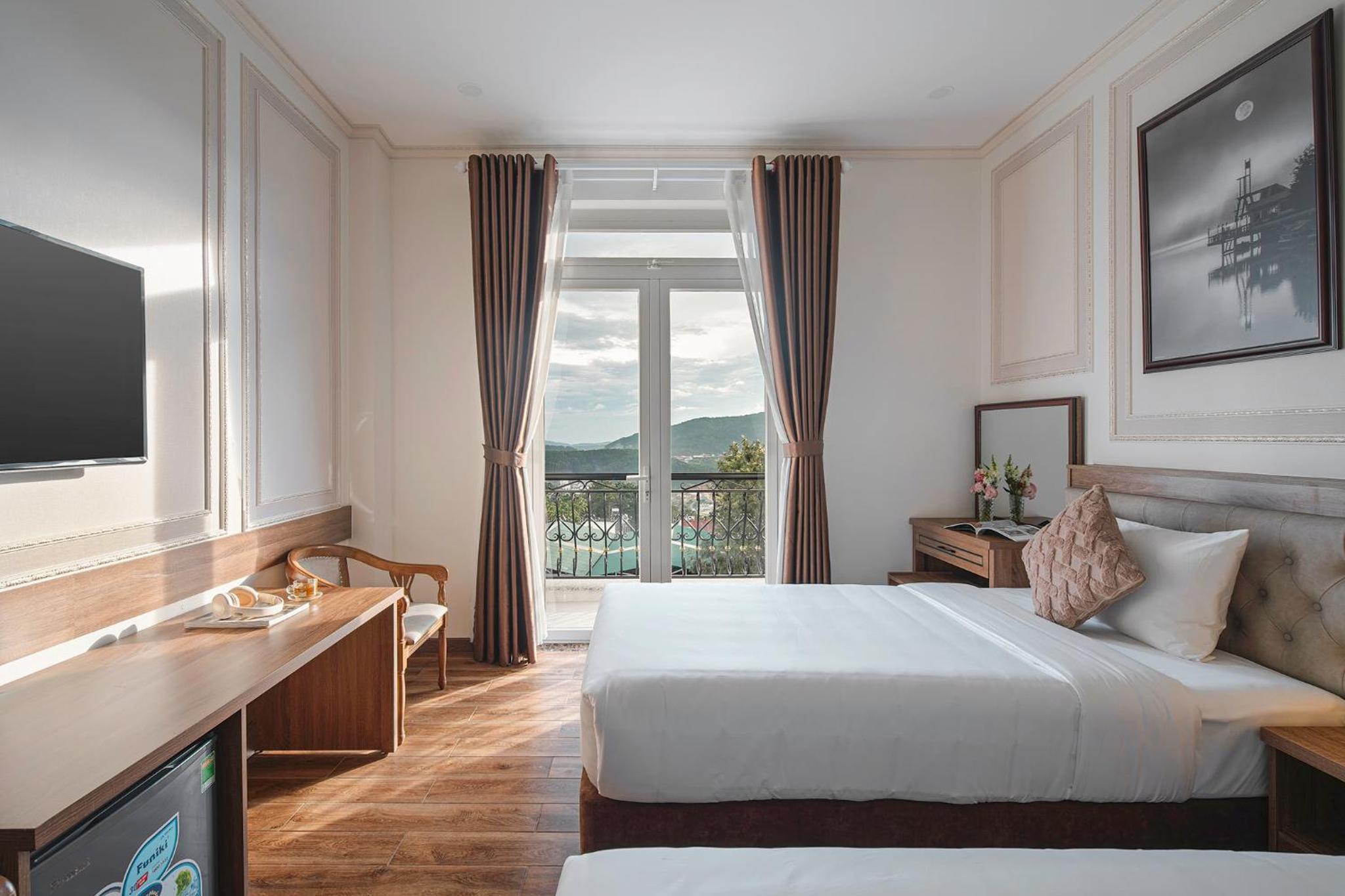 Twin Room with Mountain View - Photo 3