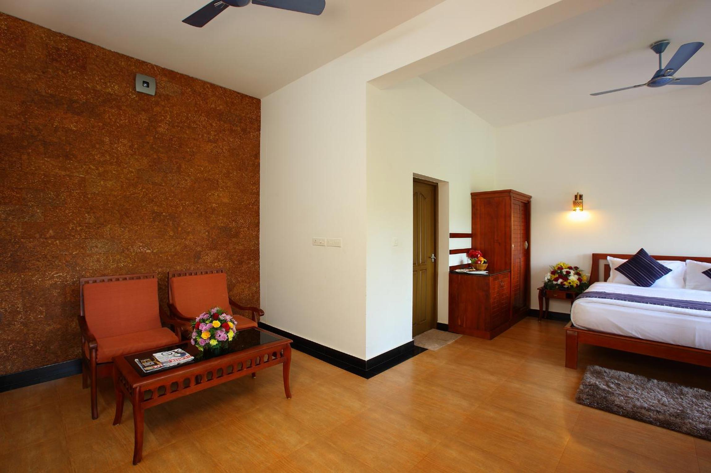 Lake View Exotic - Photo 7