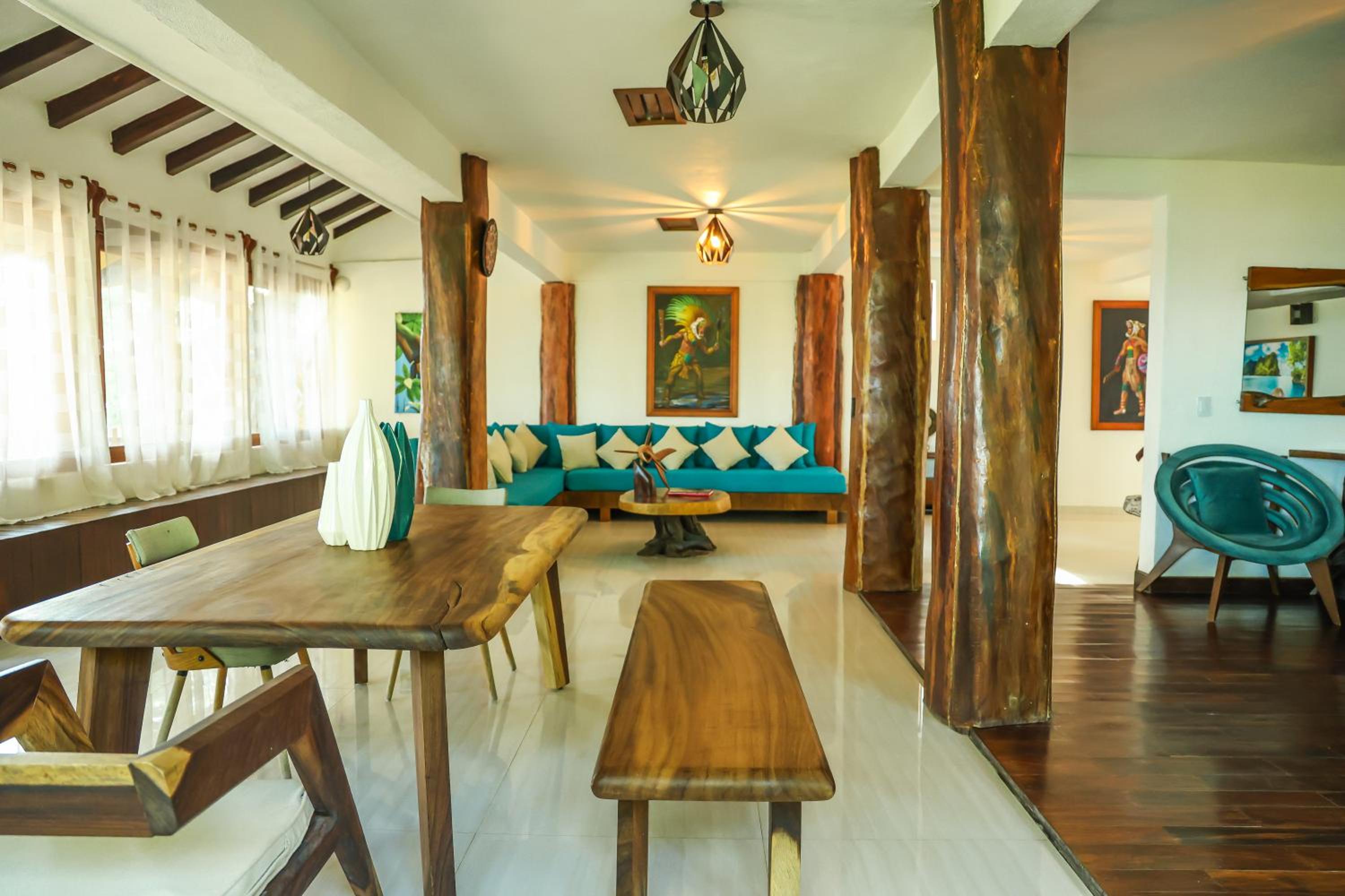 Deluxe Suite - Photo 2