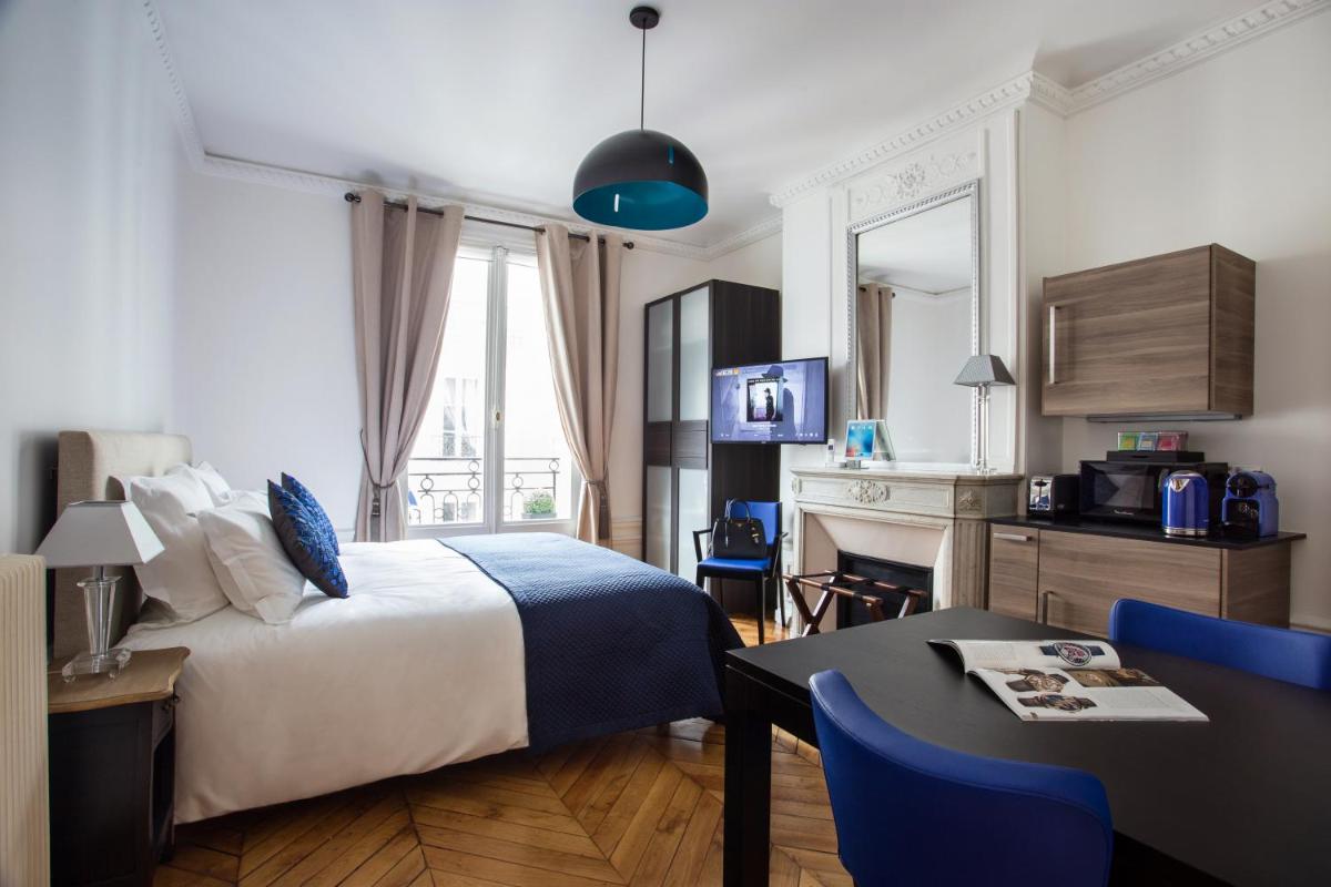 Superior King Room photo 2