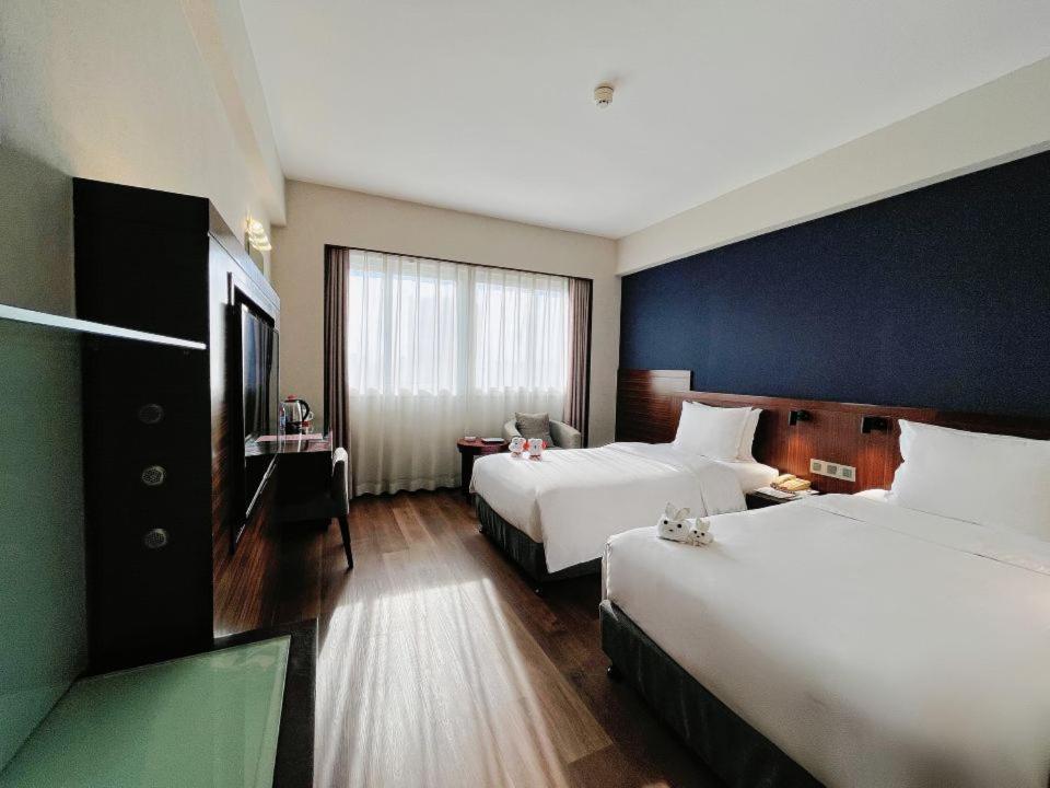 Superior Twin Room - Smoking photo 3