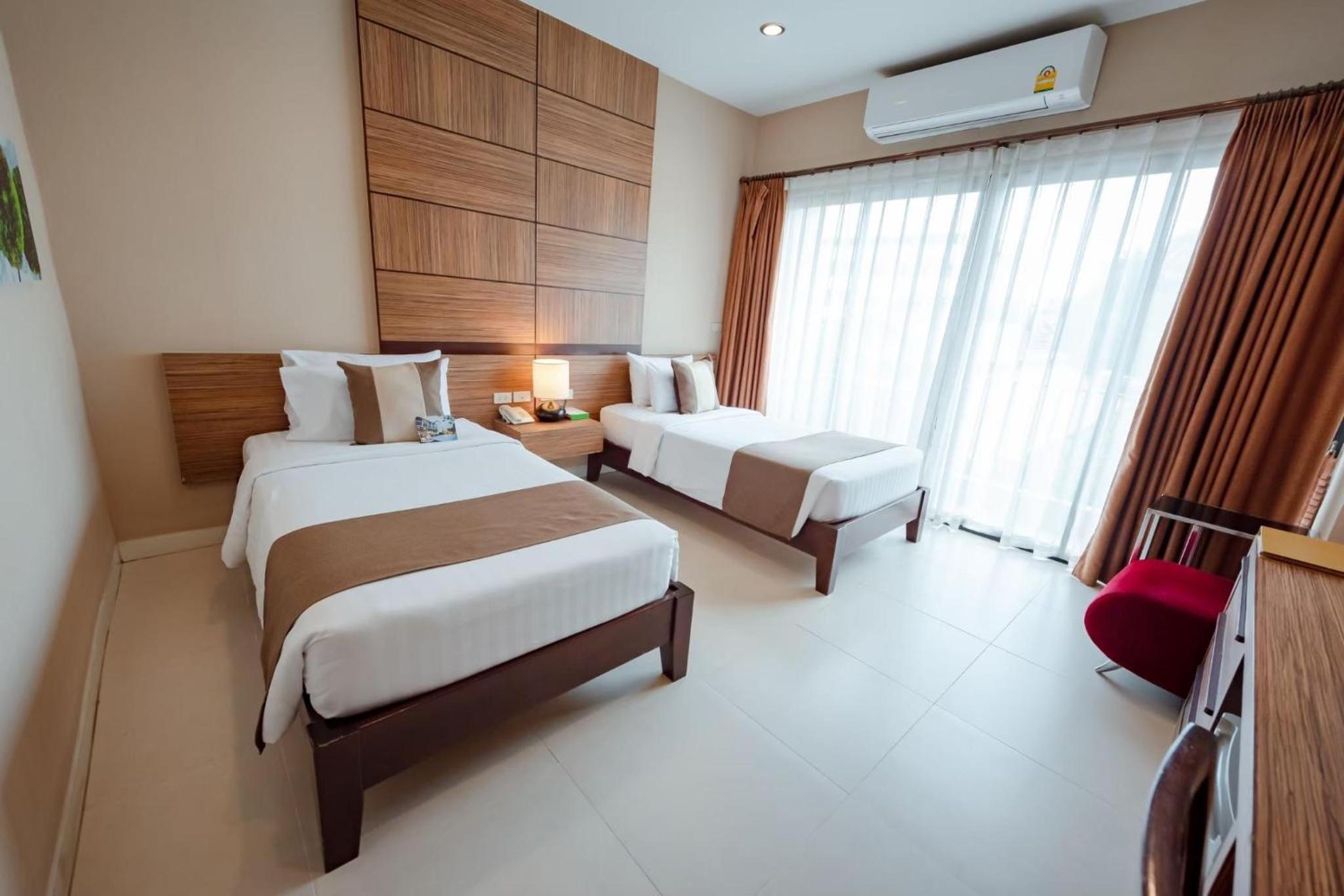 King Room with Pool View photo 3