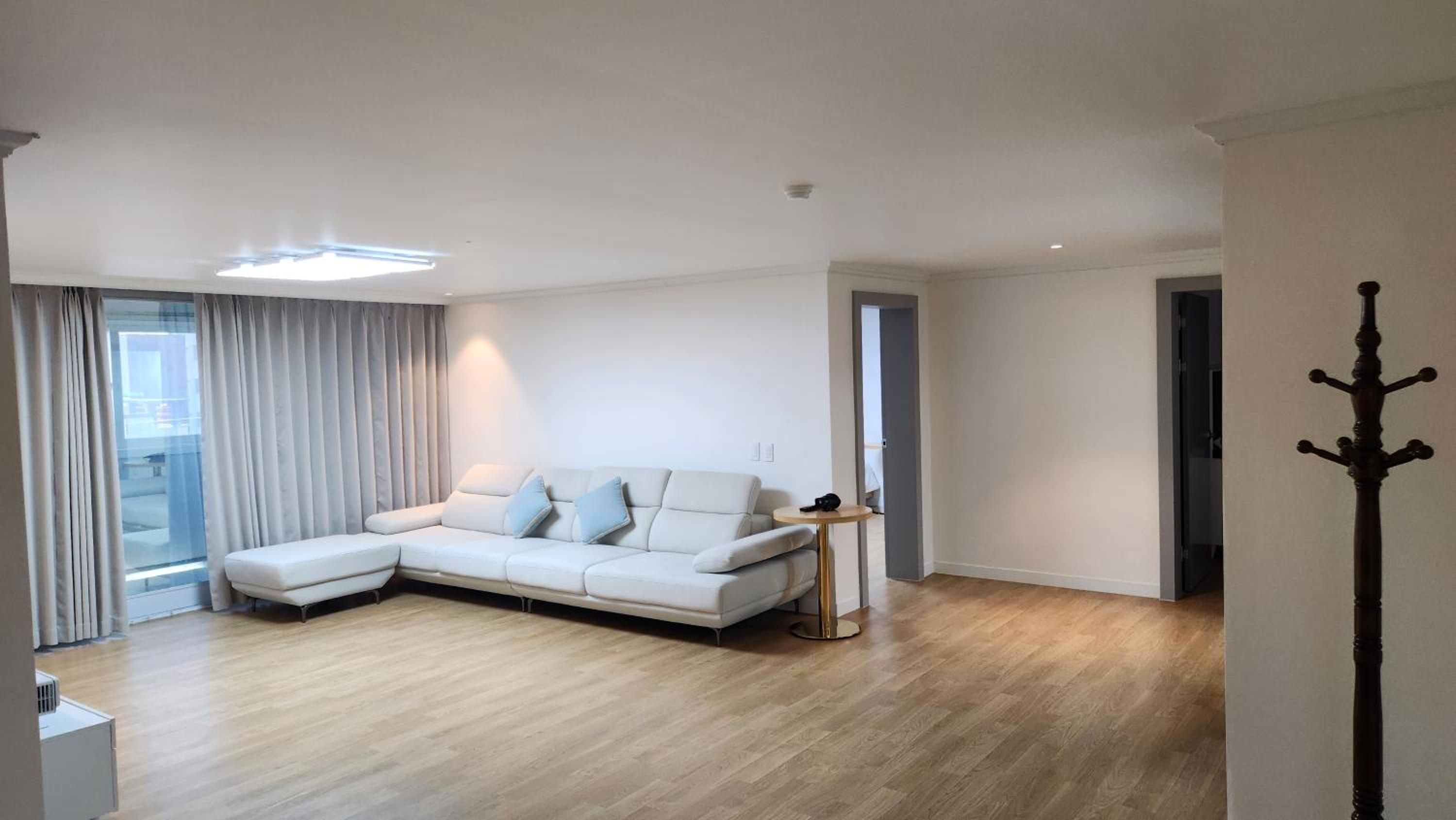 Four-Bedroom Penthouse Apartment