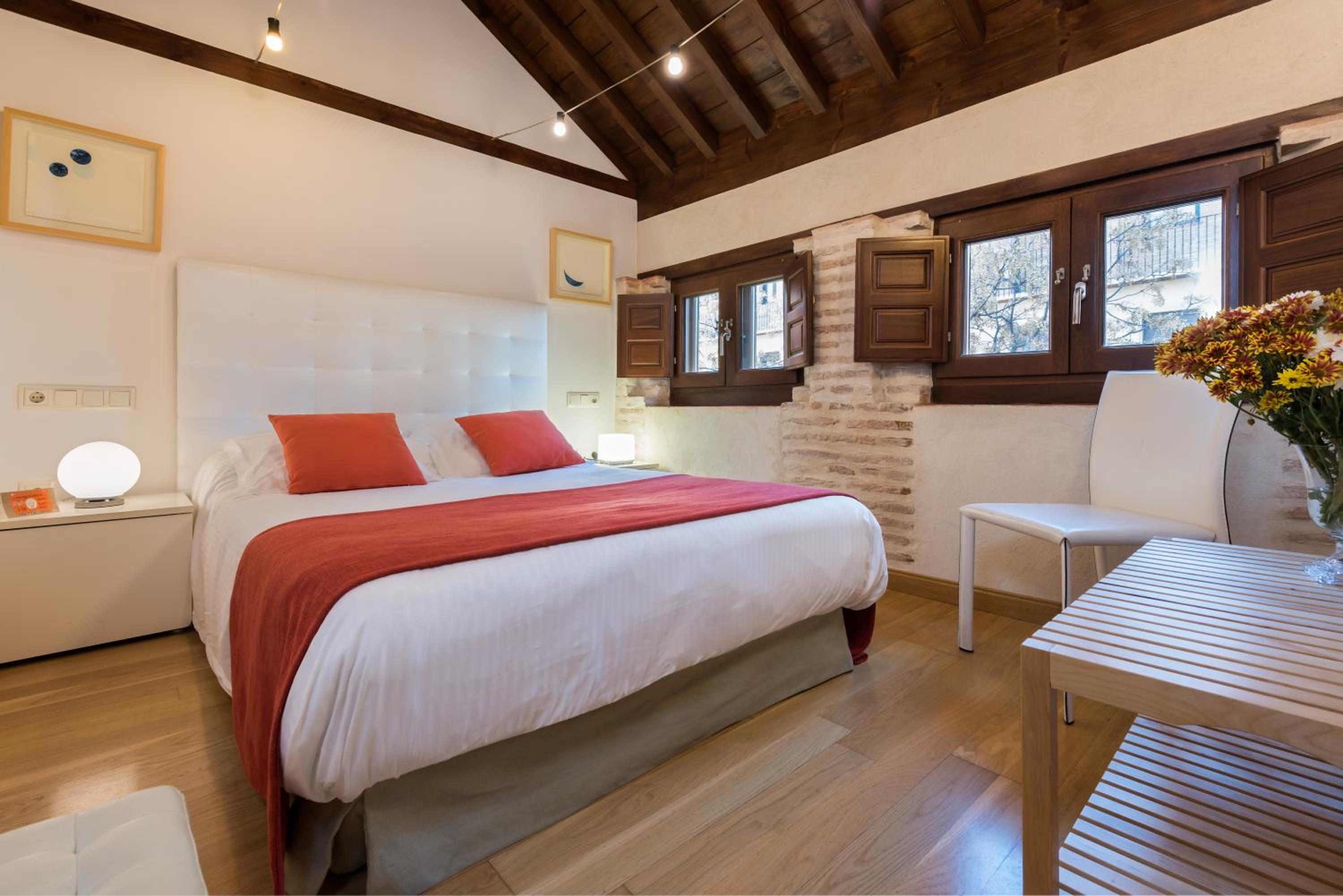 Budget Double Room photo 2