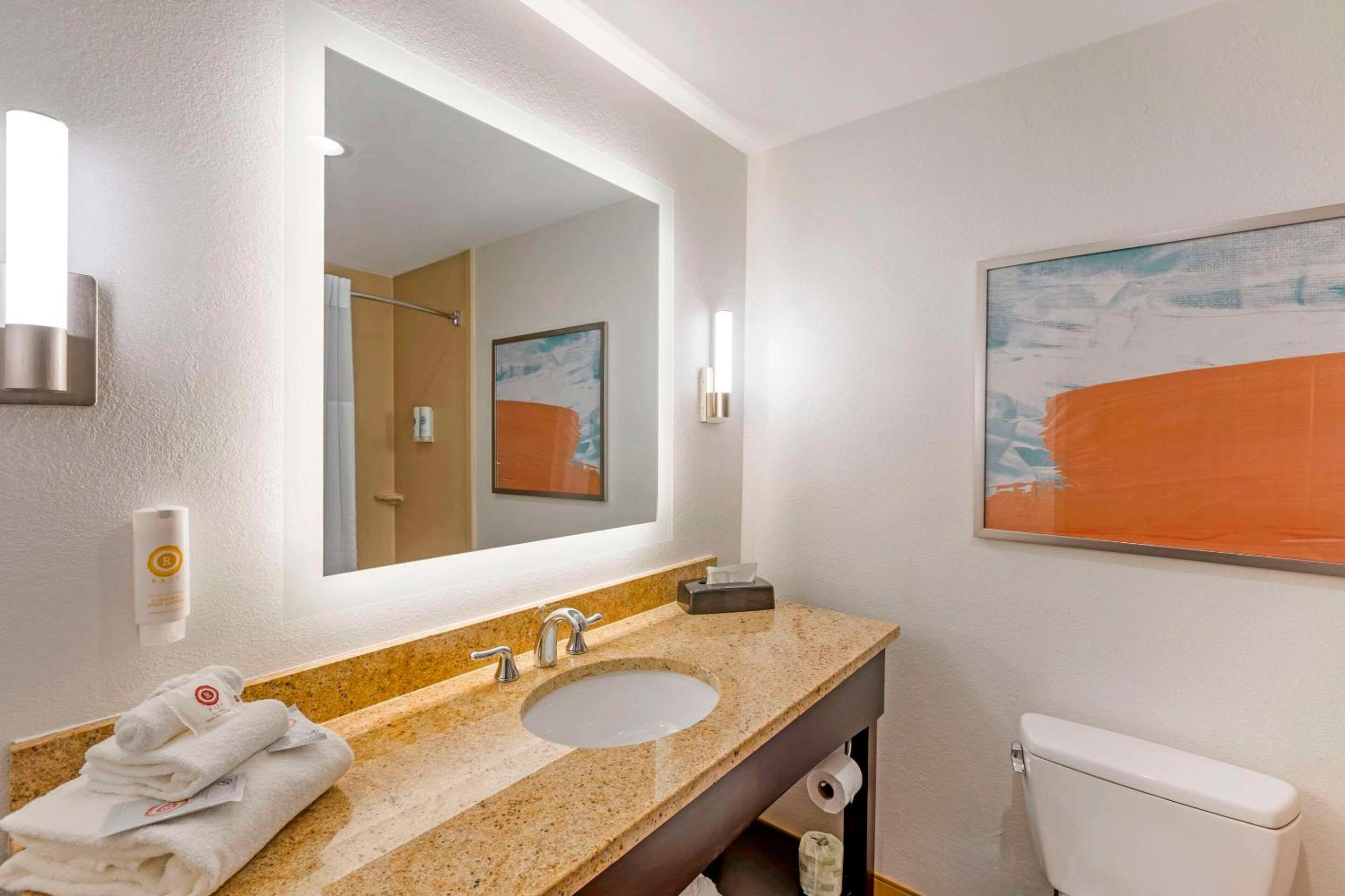 Standard Room J - Photo 2