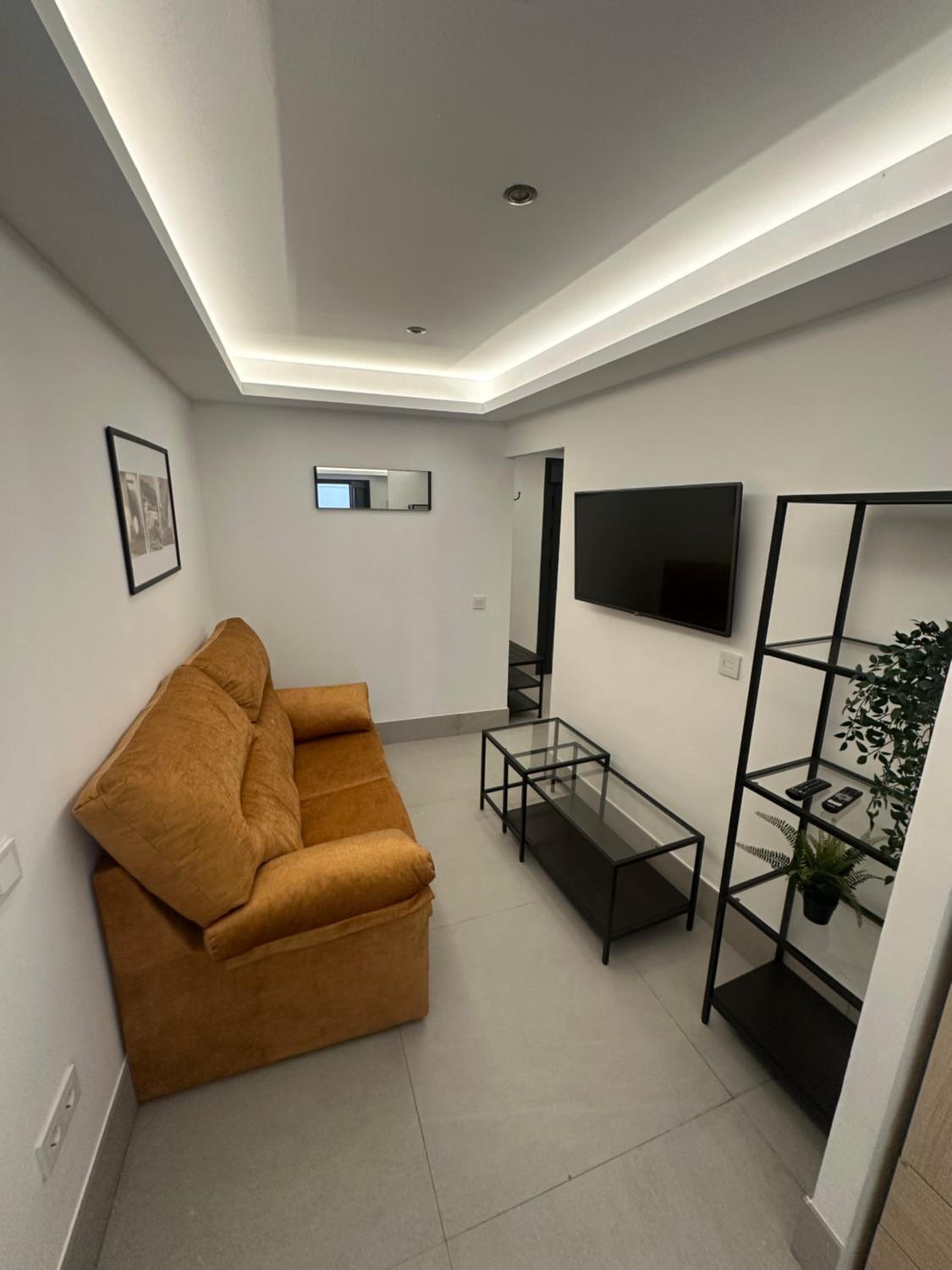 Double Room with Park View - Photo 8