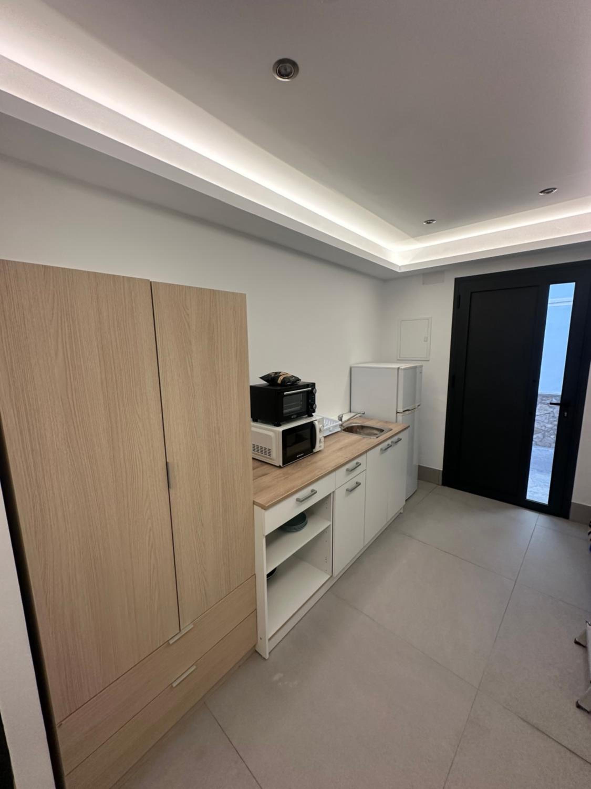 Double Room with Park View - Photo 9