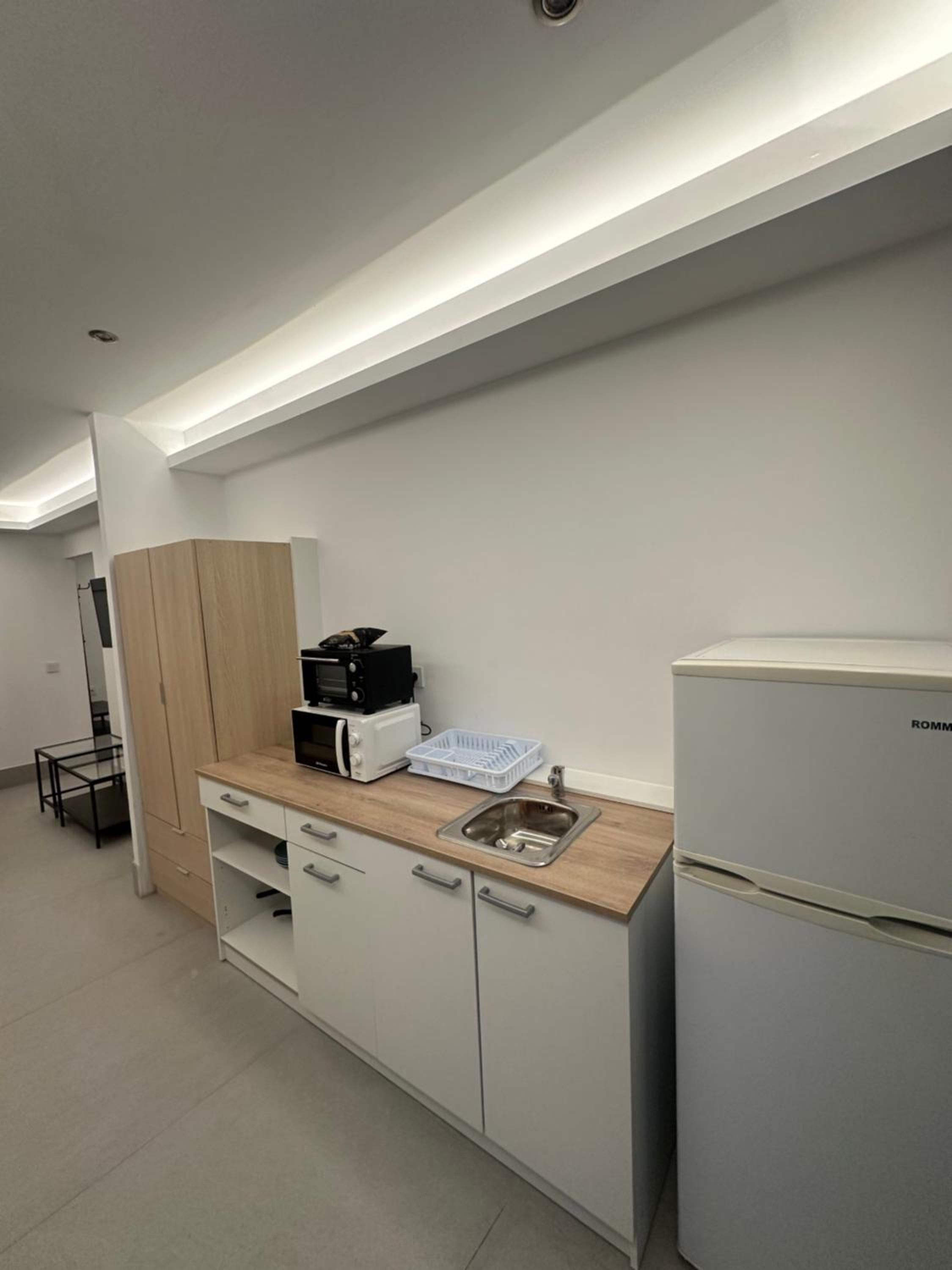 Double Room with Park View - Photo 10
