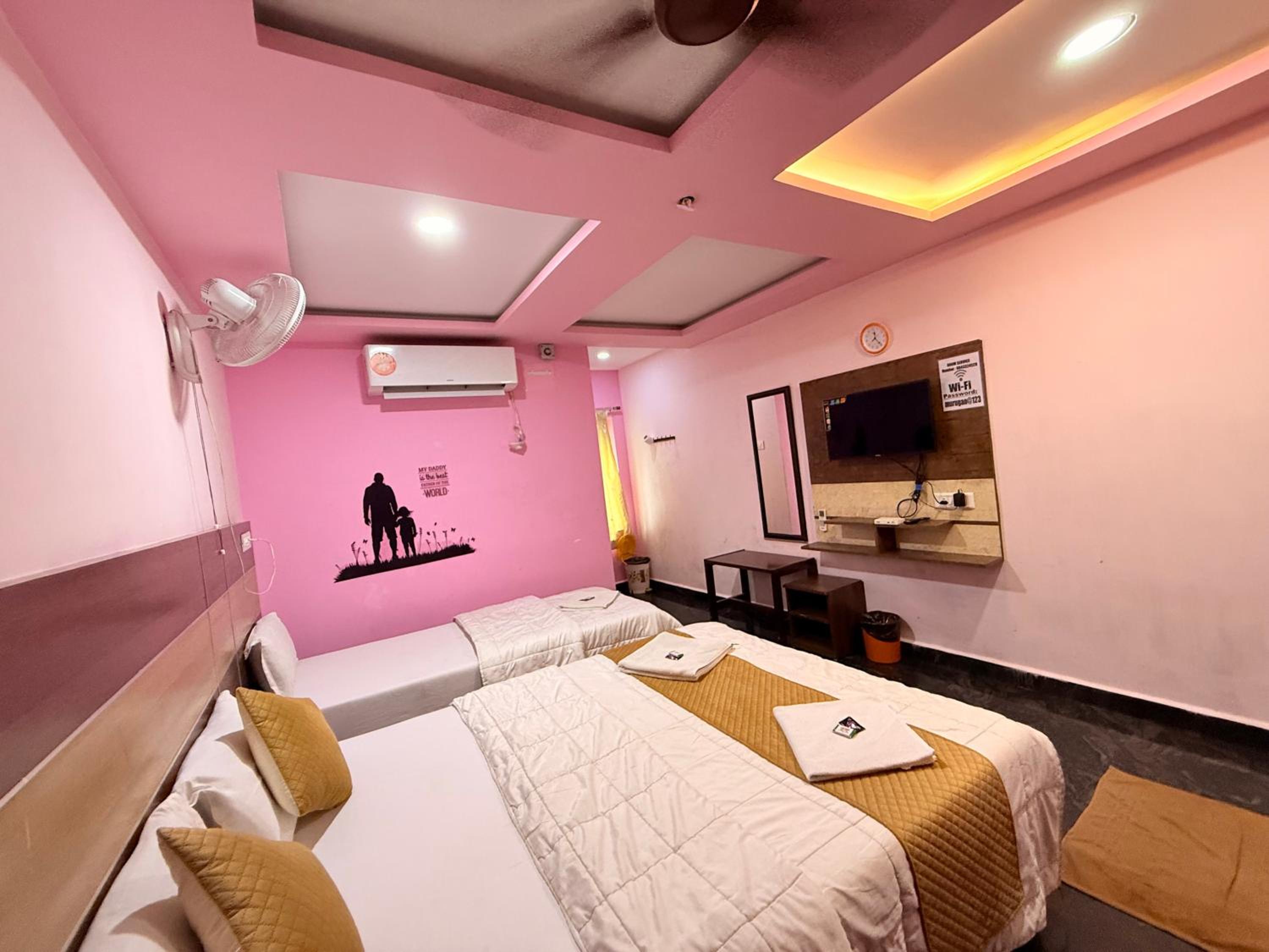 Deluxe Triple Room