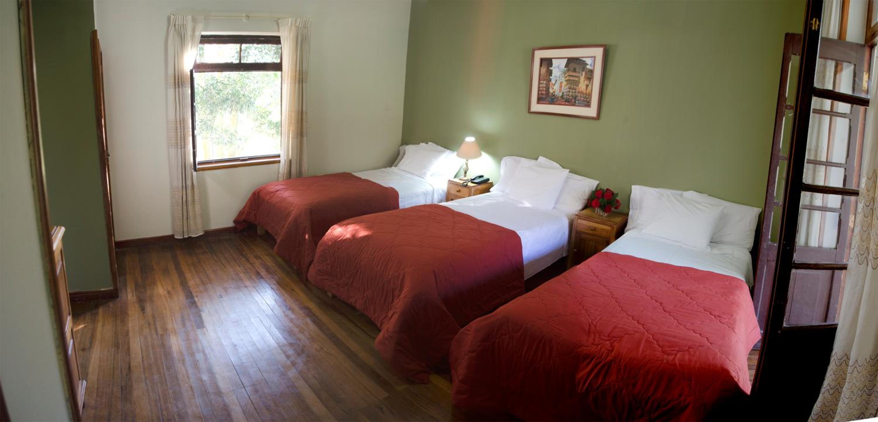 Basic Triple Room photo 3
