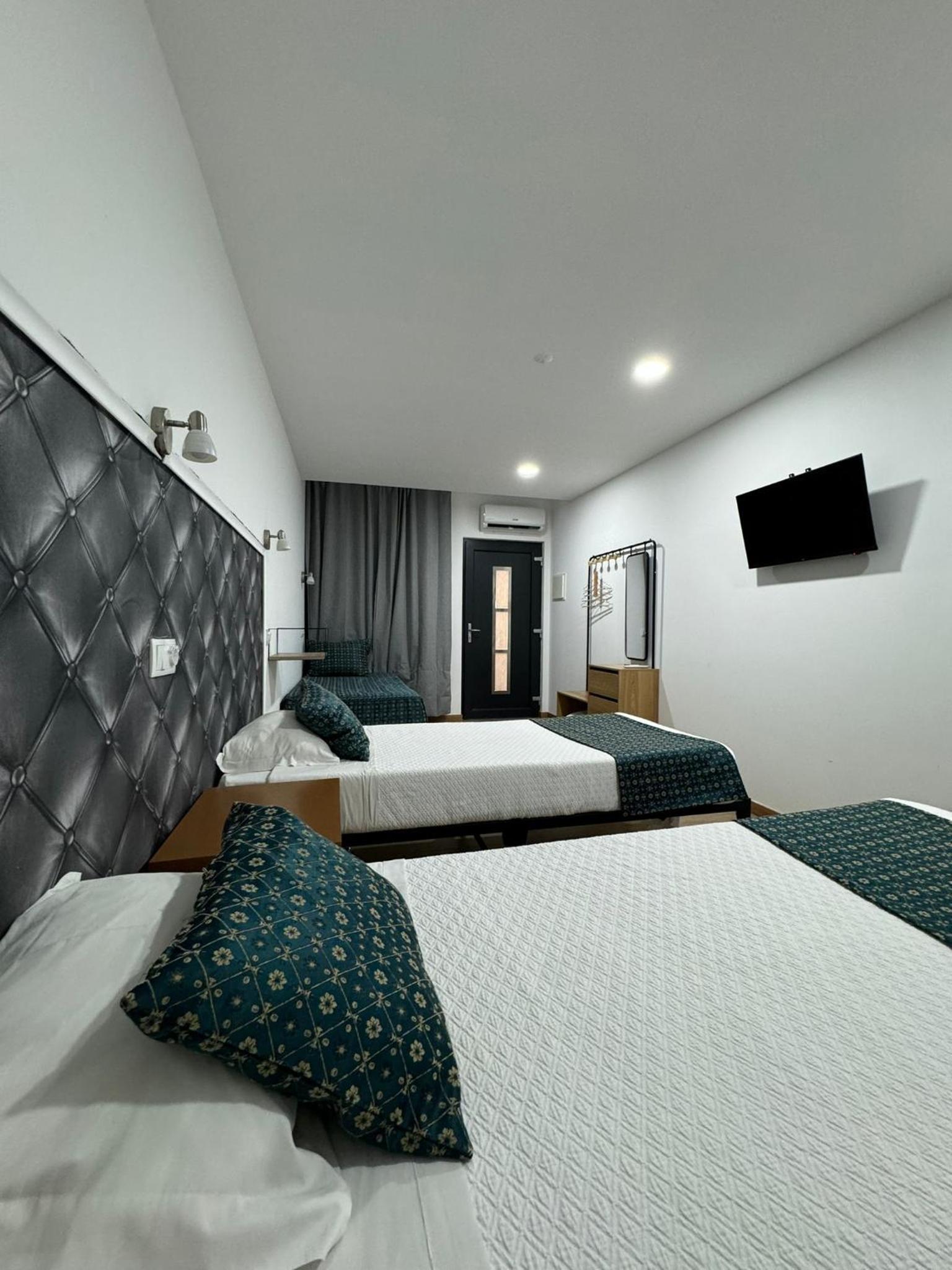 Triple Room - Photo 3