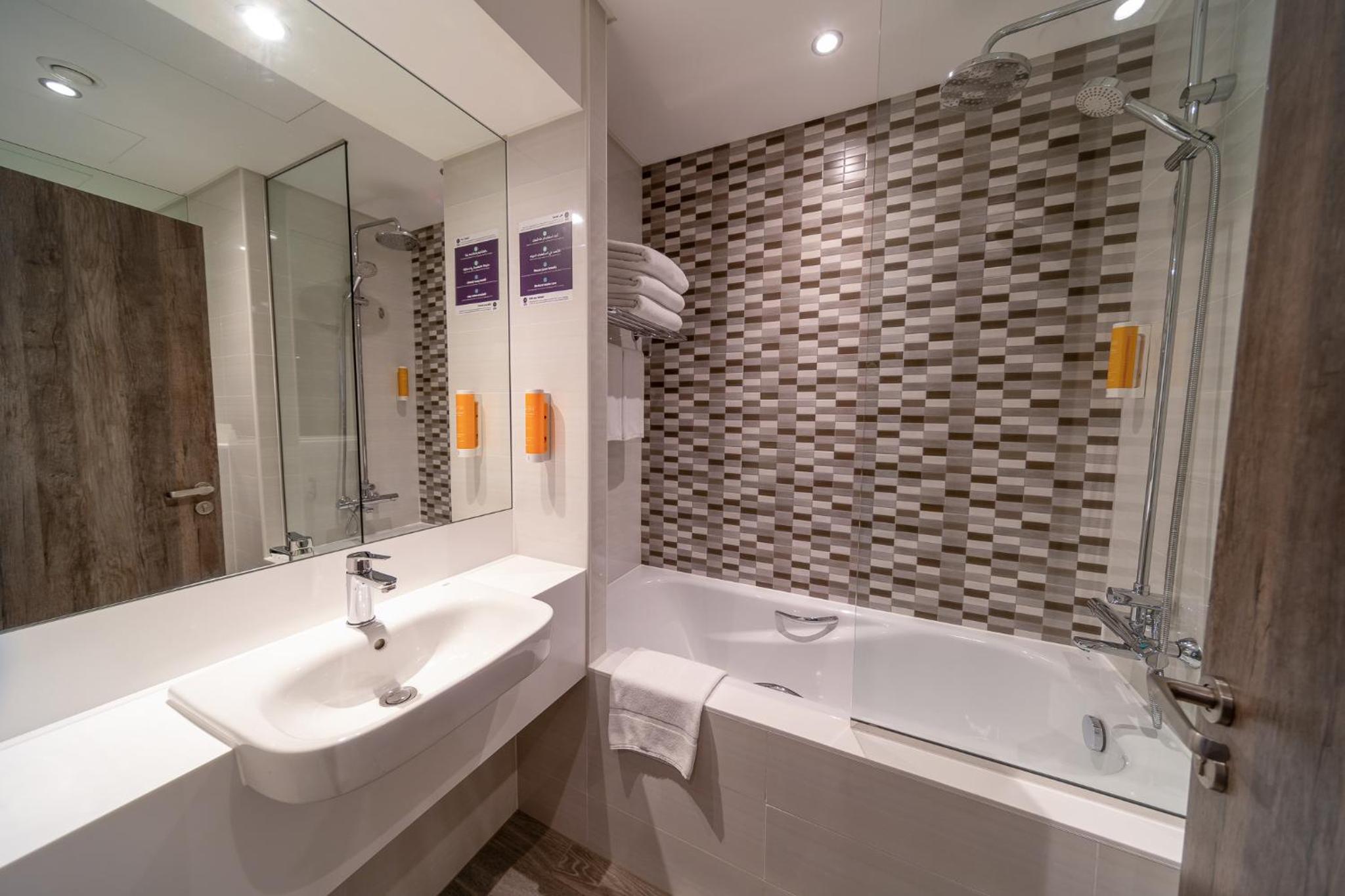 Premier Inn Dubai Barsha Heights — photo 56