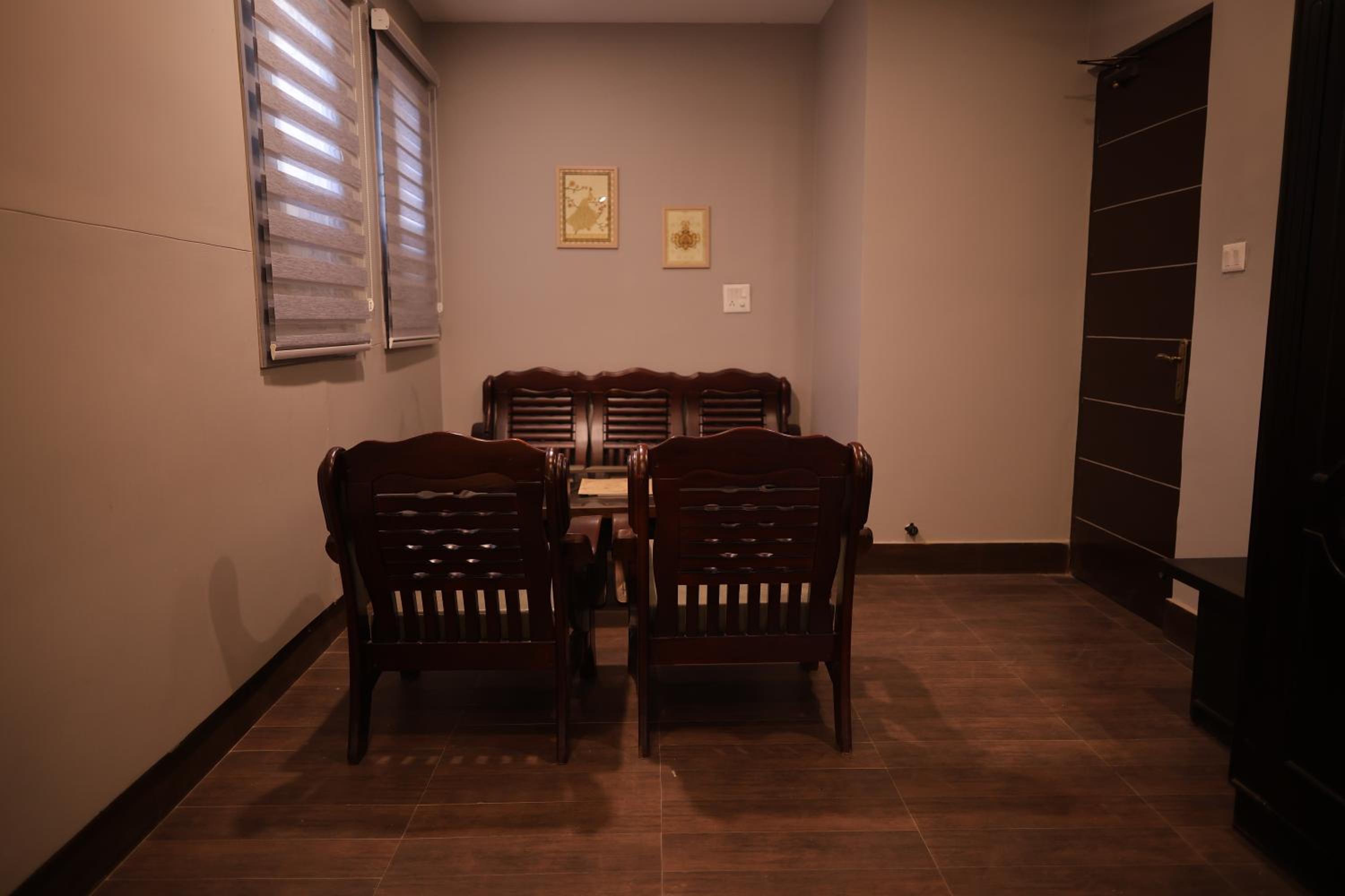 Suite - Photo 8