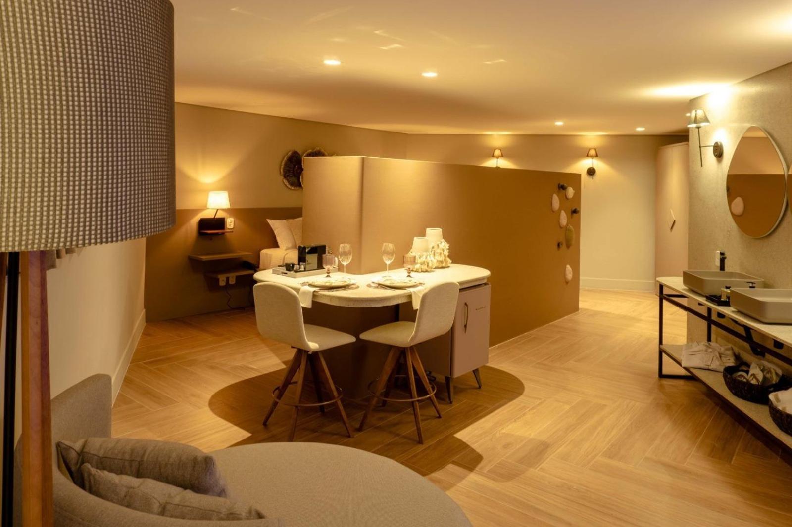 Suite with Hot Tub photo 3