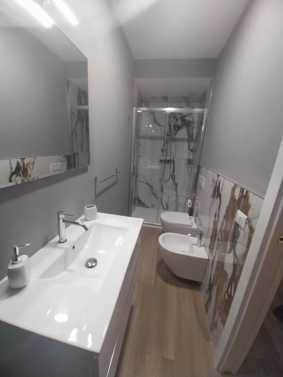 Double Room with Private Bathroom photo 2