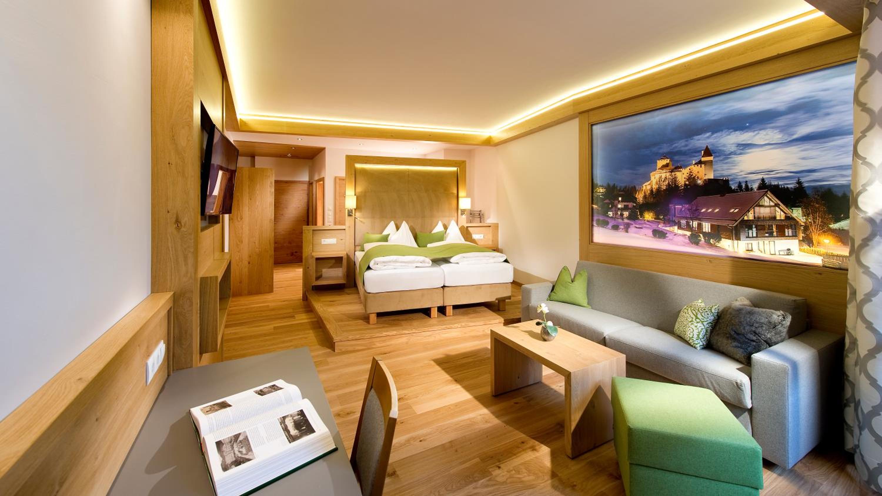 Deluxe Double Room - Photo 1