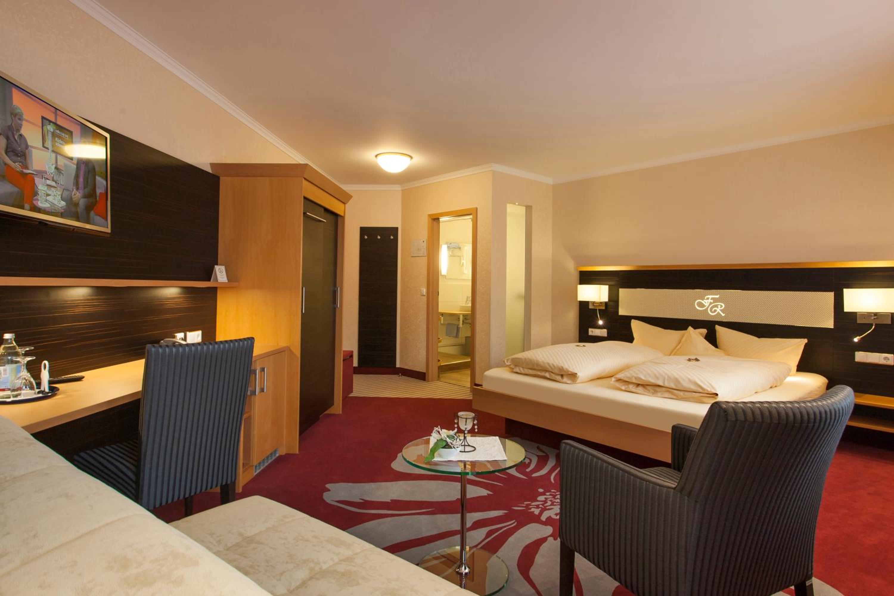 Superior Triple Room - Photo 3