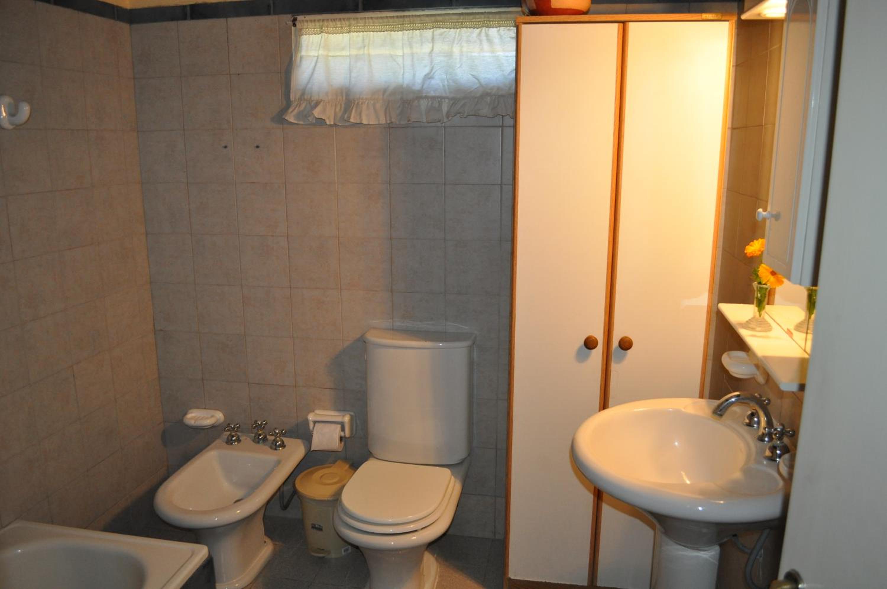 Two-Bedroom Bungalow photo 3