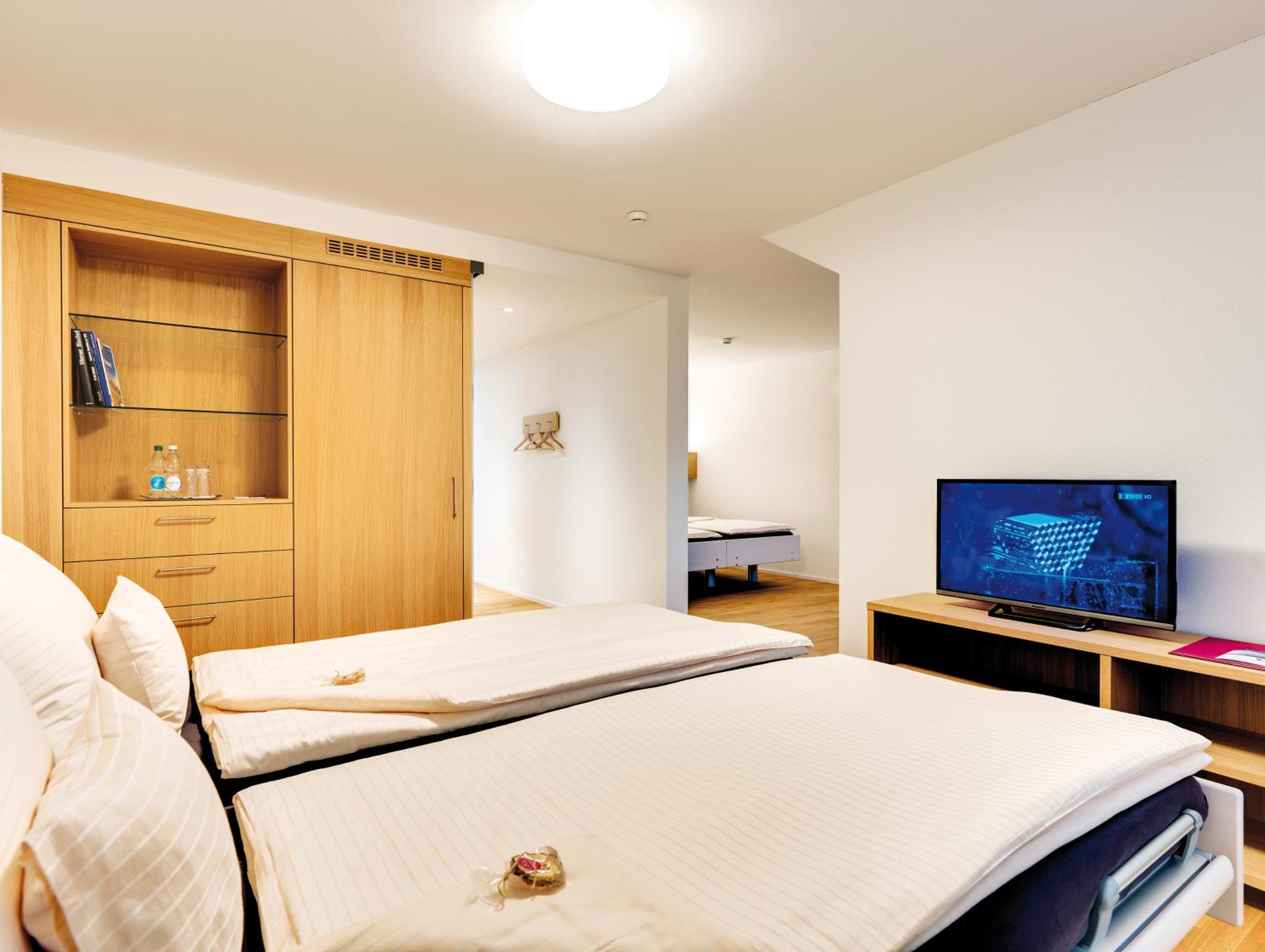 Deluxe Quadruple Room - Disability Access photo 1