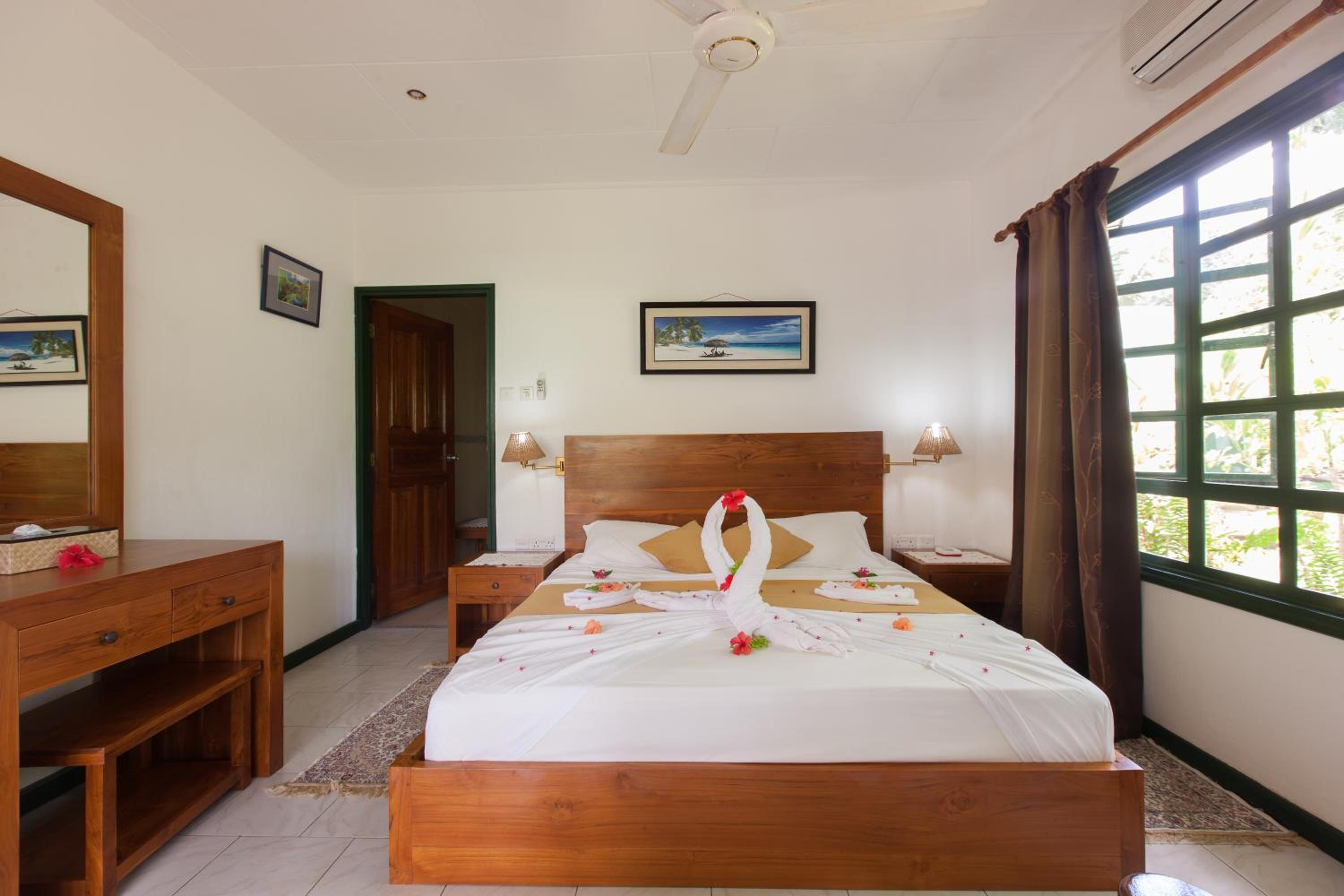 Large Double Room photo 3