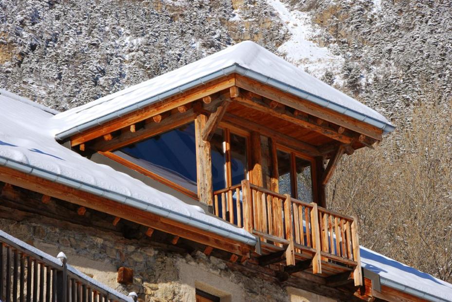 Suite with Mountain View photo 3
