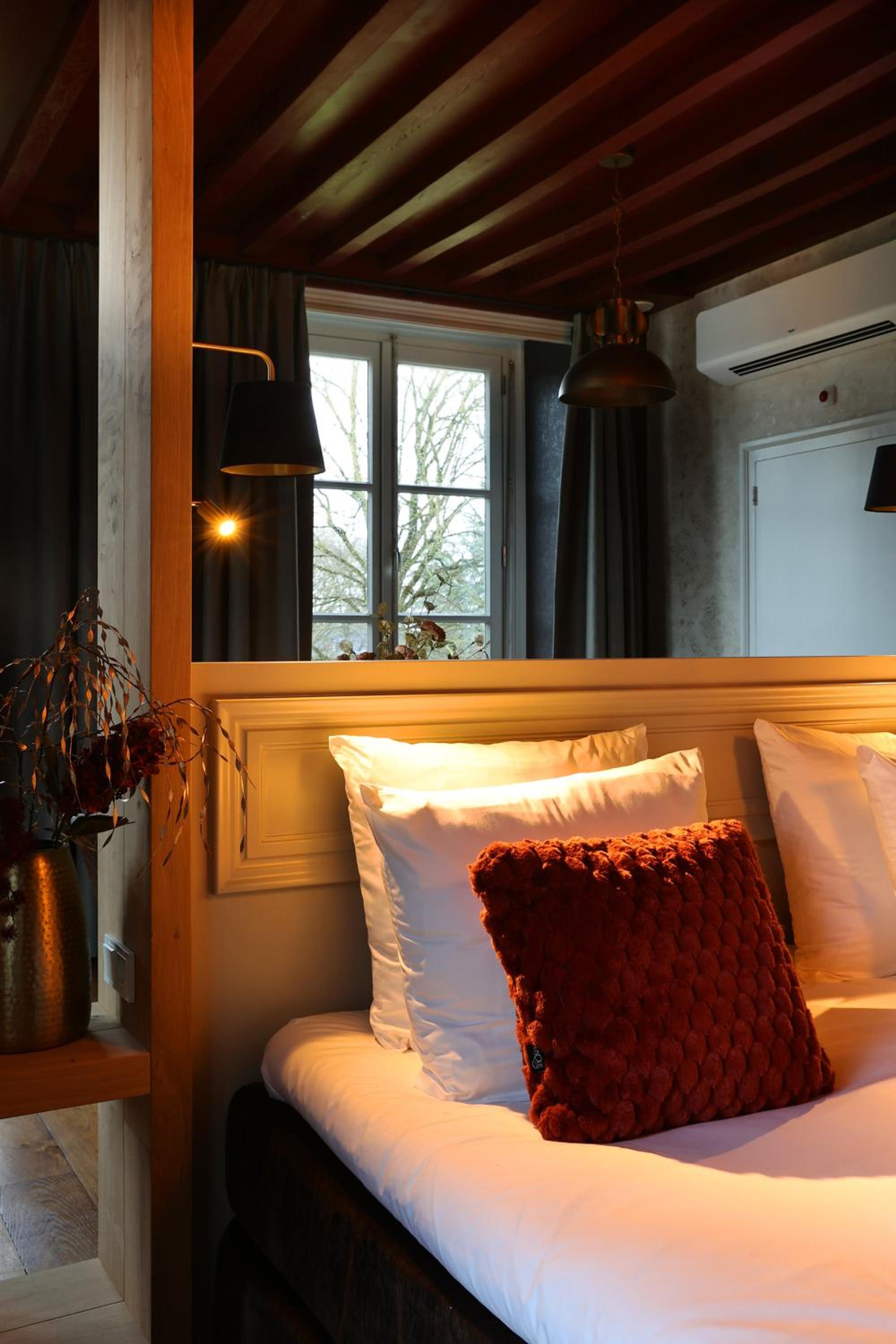 Suite with Garden View photo 2