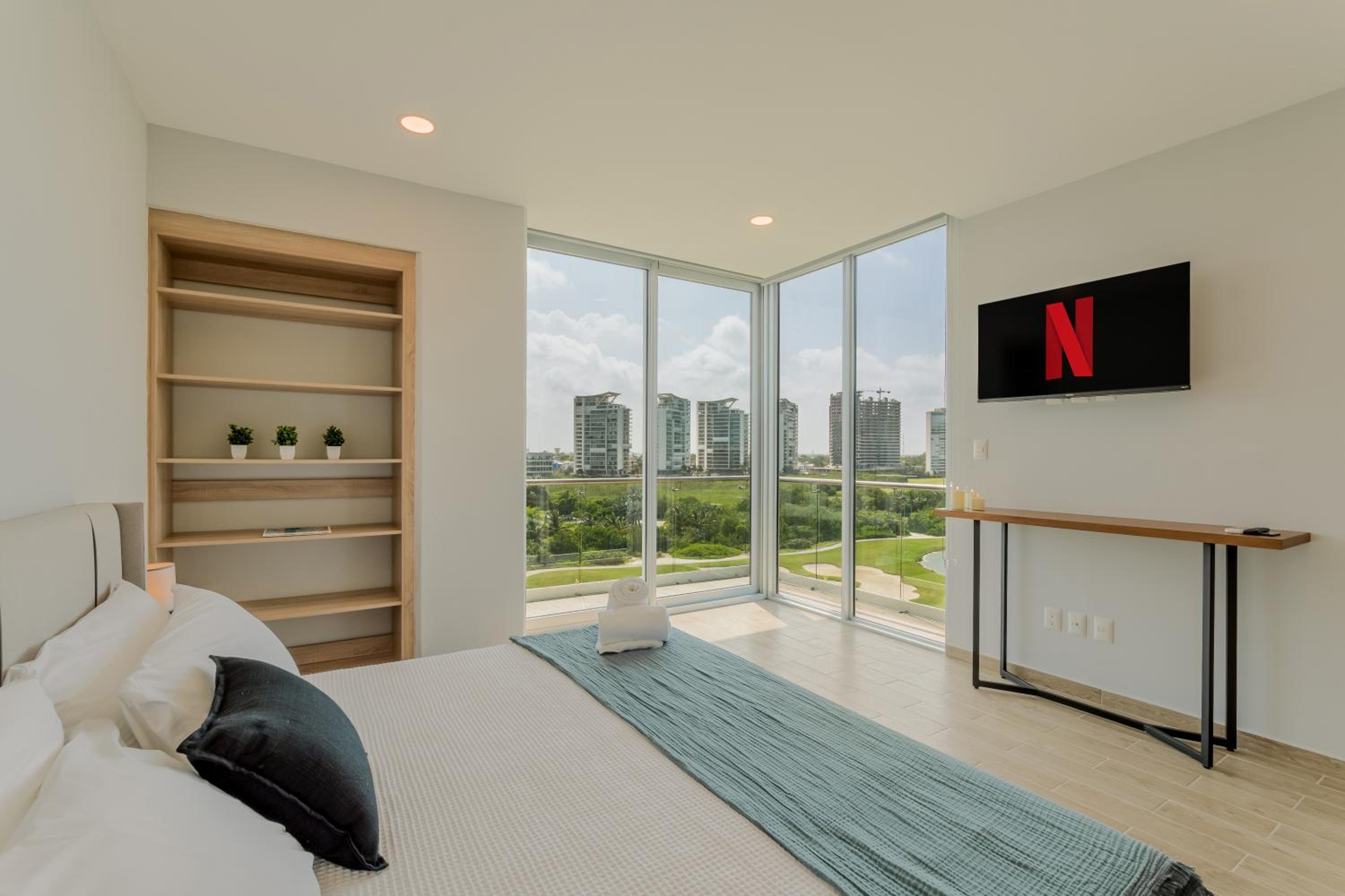 Suite with Balcony, Golf Course View