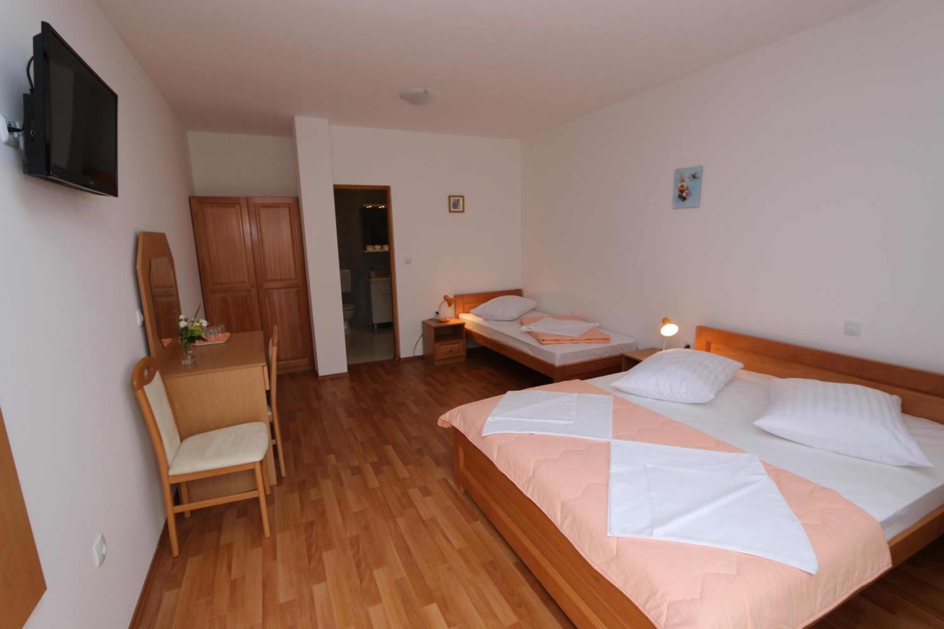 Triple Room - Ground Floor - Photo 22